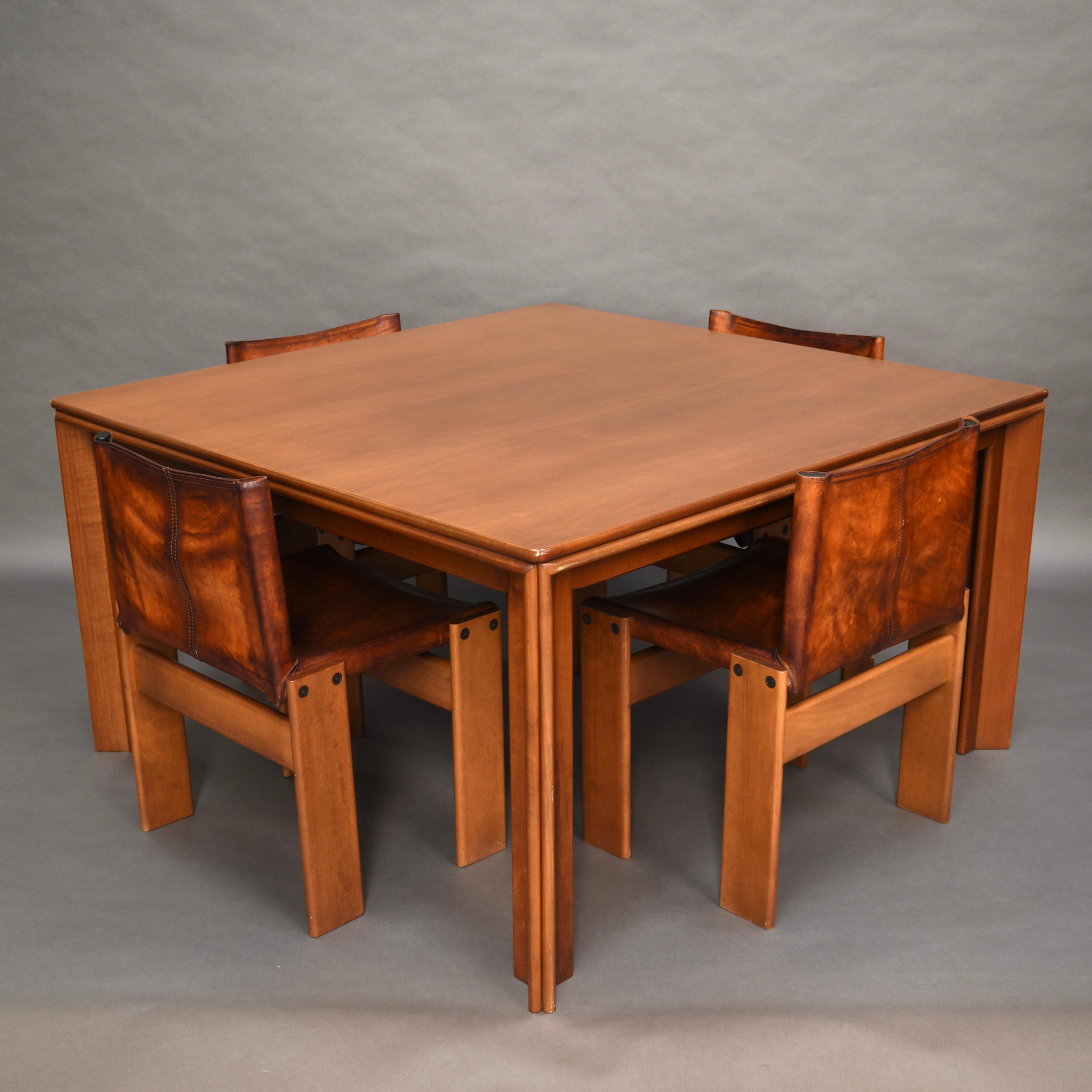 Afra & Tobia Scarpa Square Dining Table in Walnut for Molteni, Italy, circa 1970 1