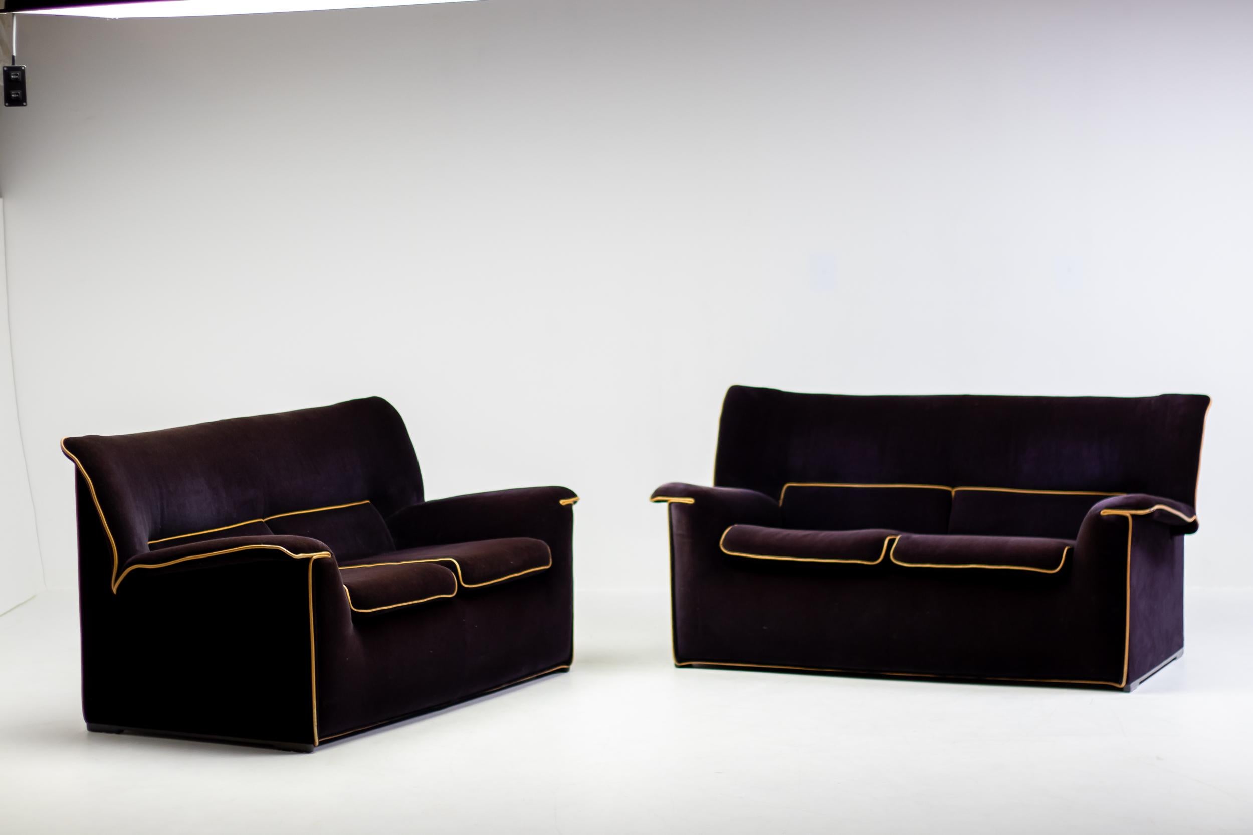 Afra & Tobia Scarpa Velvet Lauriana Sofa For Sale 1
