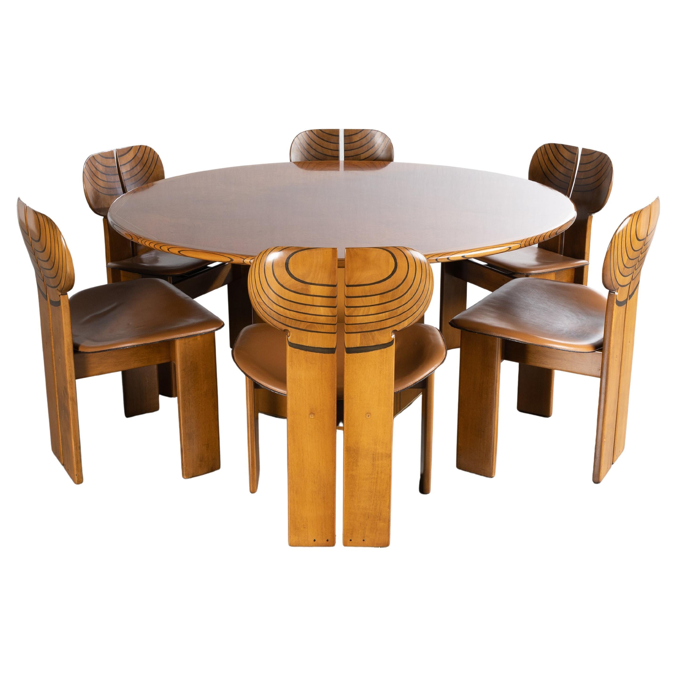 Africa by Afra & Tobia Scarpa, Table and 6 Dining Chairs, Maxalto