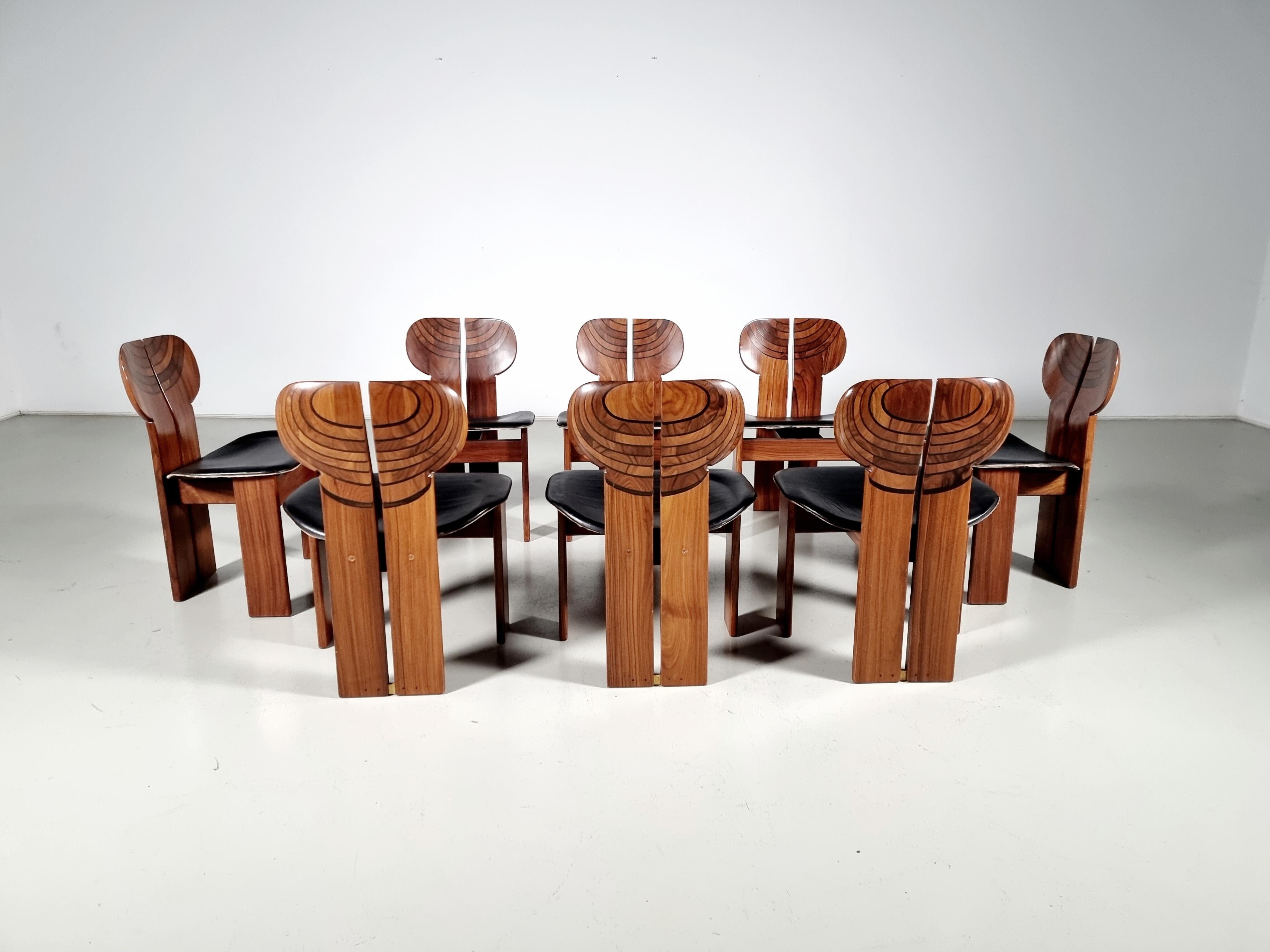European Artona Africa chairs, walnut wood and black leather, Afra and Tobia Scarpa For Sale