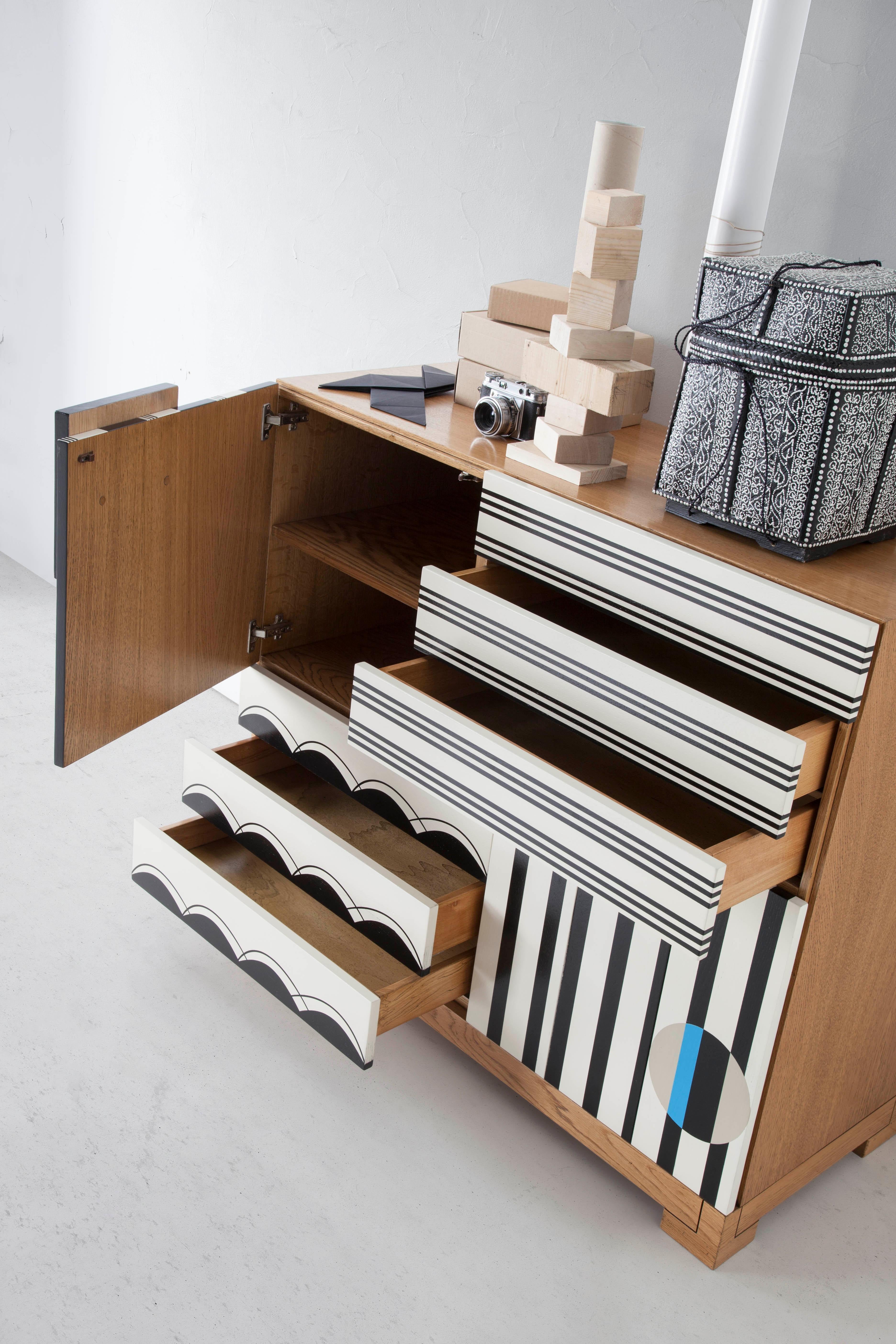 Post-Modern África Chest Of Drawers by Lola Glamour For Sale