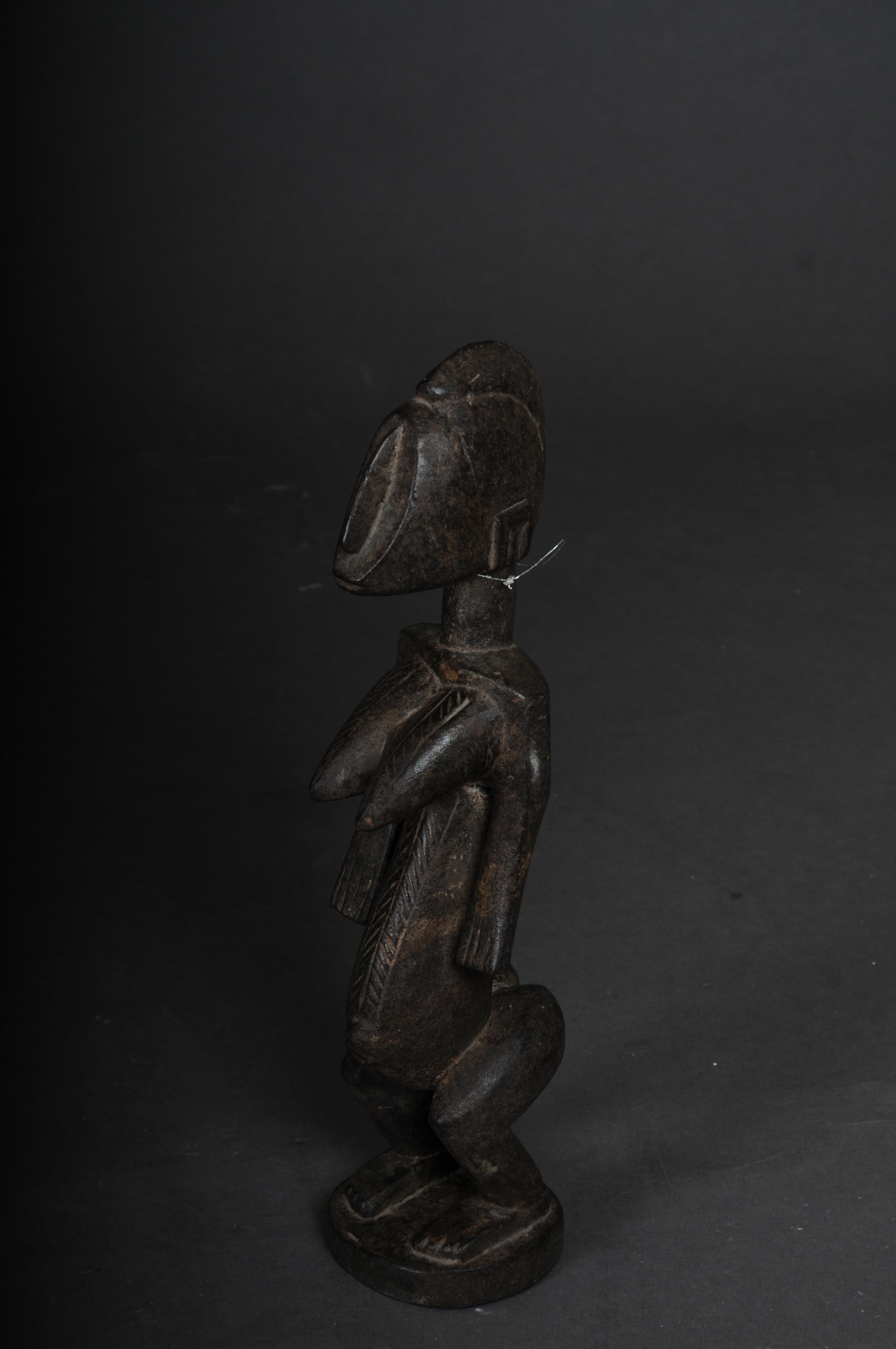 20th Century Antique Female Carved Wooden Figure, African Art For Sale 10