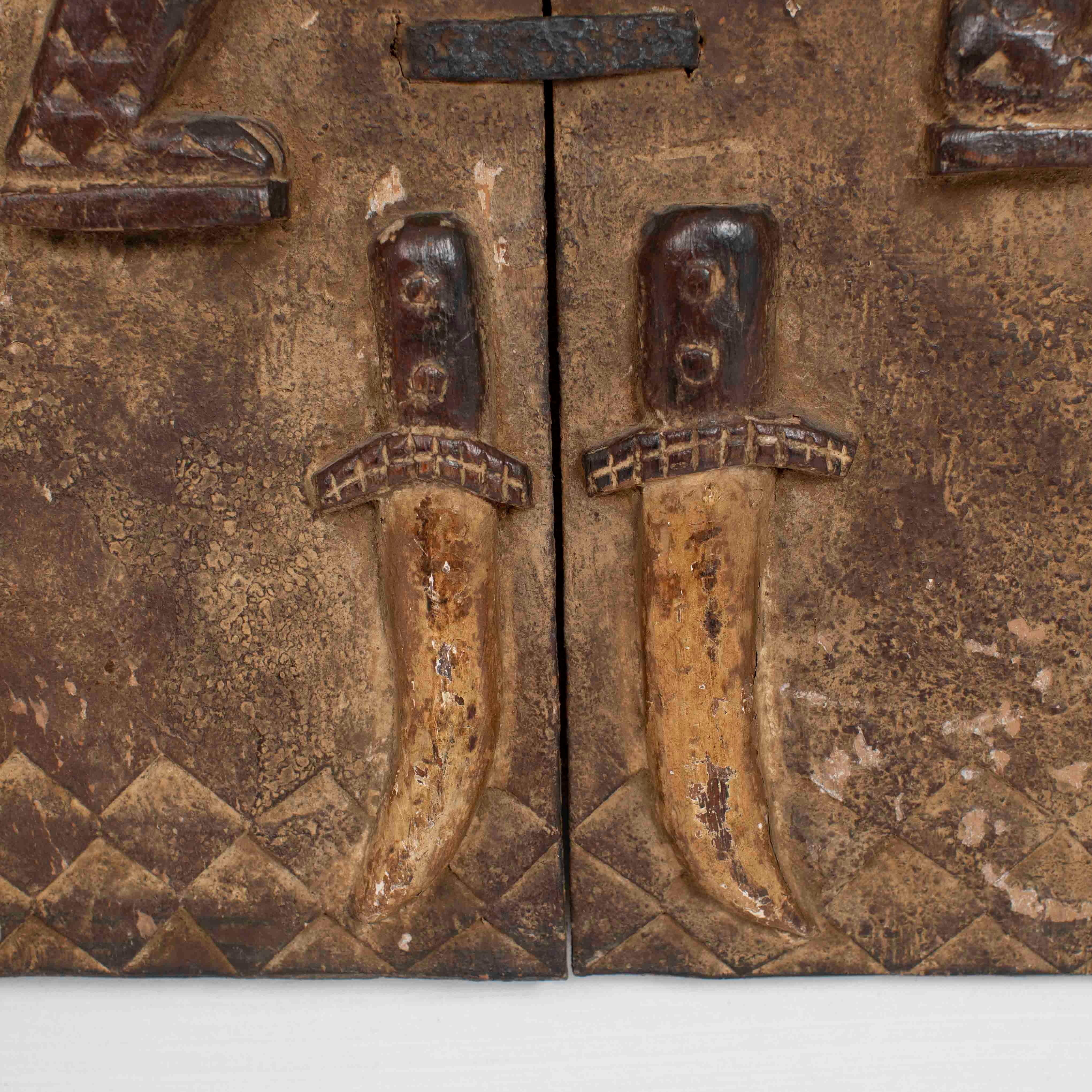 Africain Mid-Century Wooden Tribal Wall-Sculpture Mali-Dogon Golden Frame 1960s For Sale 6