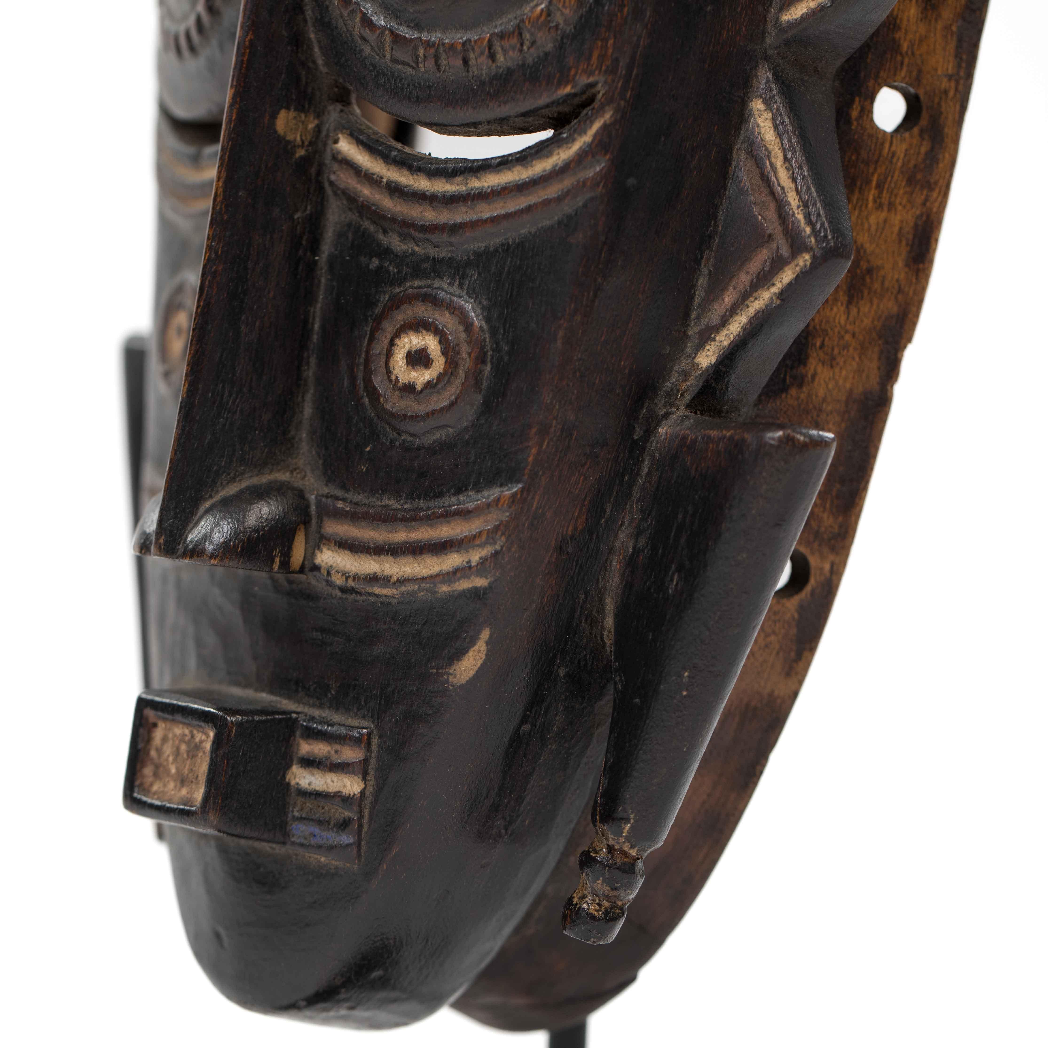 Africain Wooden Ligbi Mask Protruding Plate on the Head, Ivory Coast 1980s For Sale 6