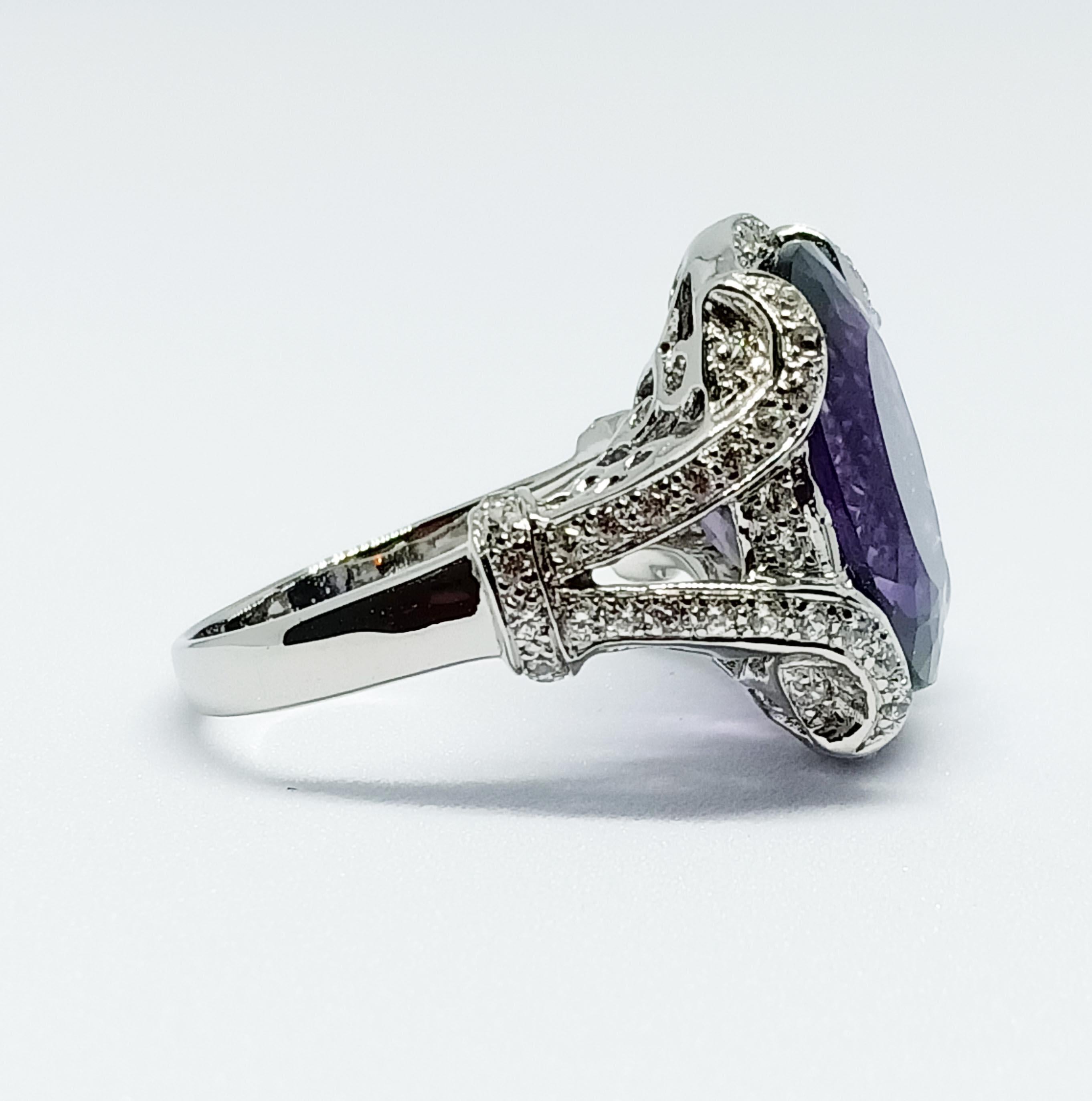 African Amethyst ring (8.56 cts) white zircon , silver in 18WG plated In New Condition For Sale In Bangkok, TH