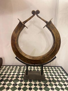 Moneta antica africana su supporto