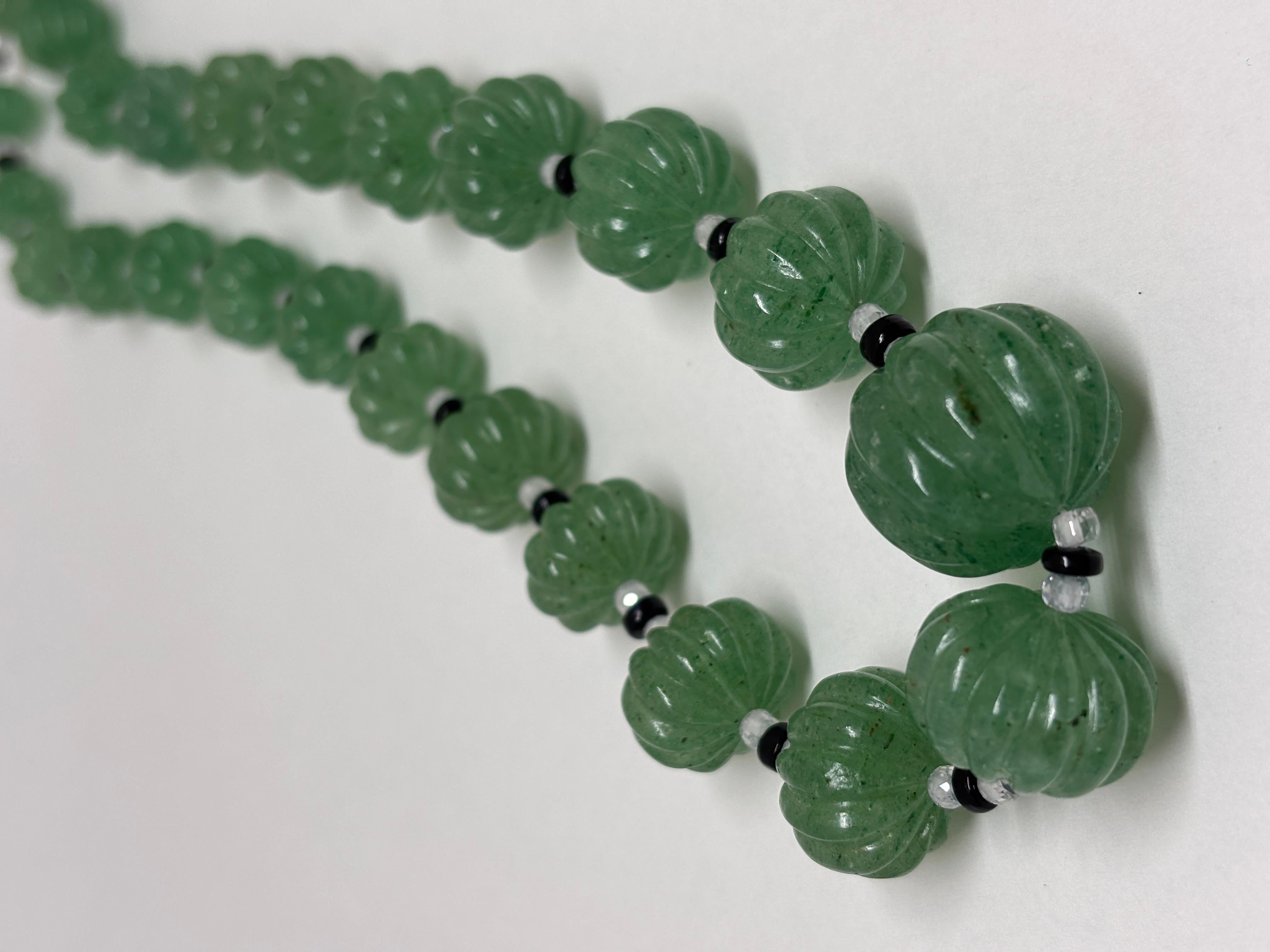 Collana di cristalli di onice nero con perline di avventurina africana In condizioni Nuovo in vendita a Hong Kong, HK