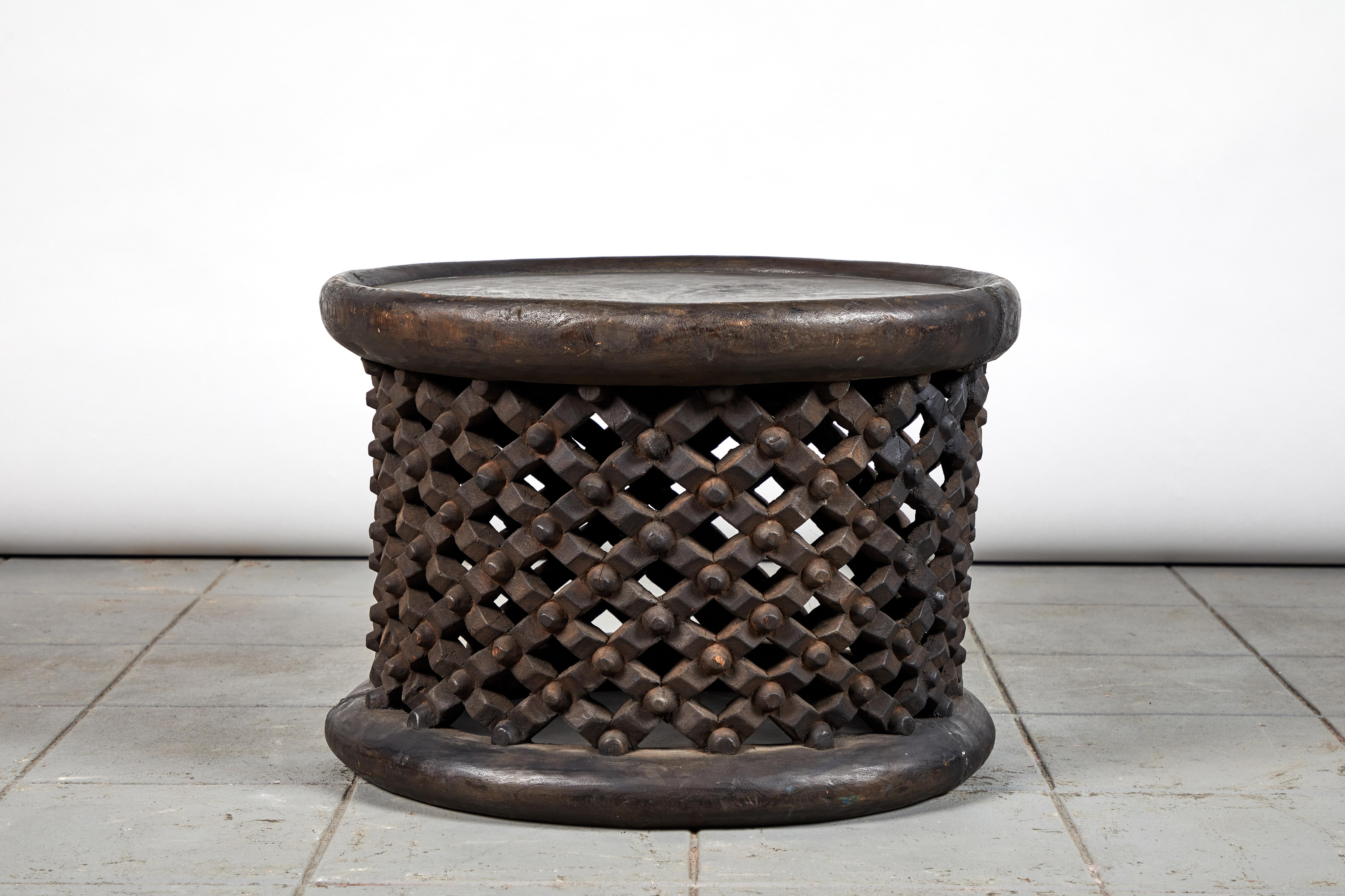 African Bamileke Table, 20th Century In Good Condition In Los Angeles, CA