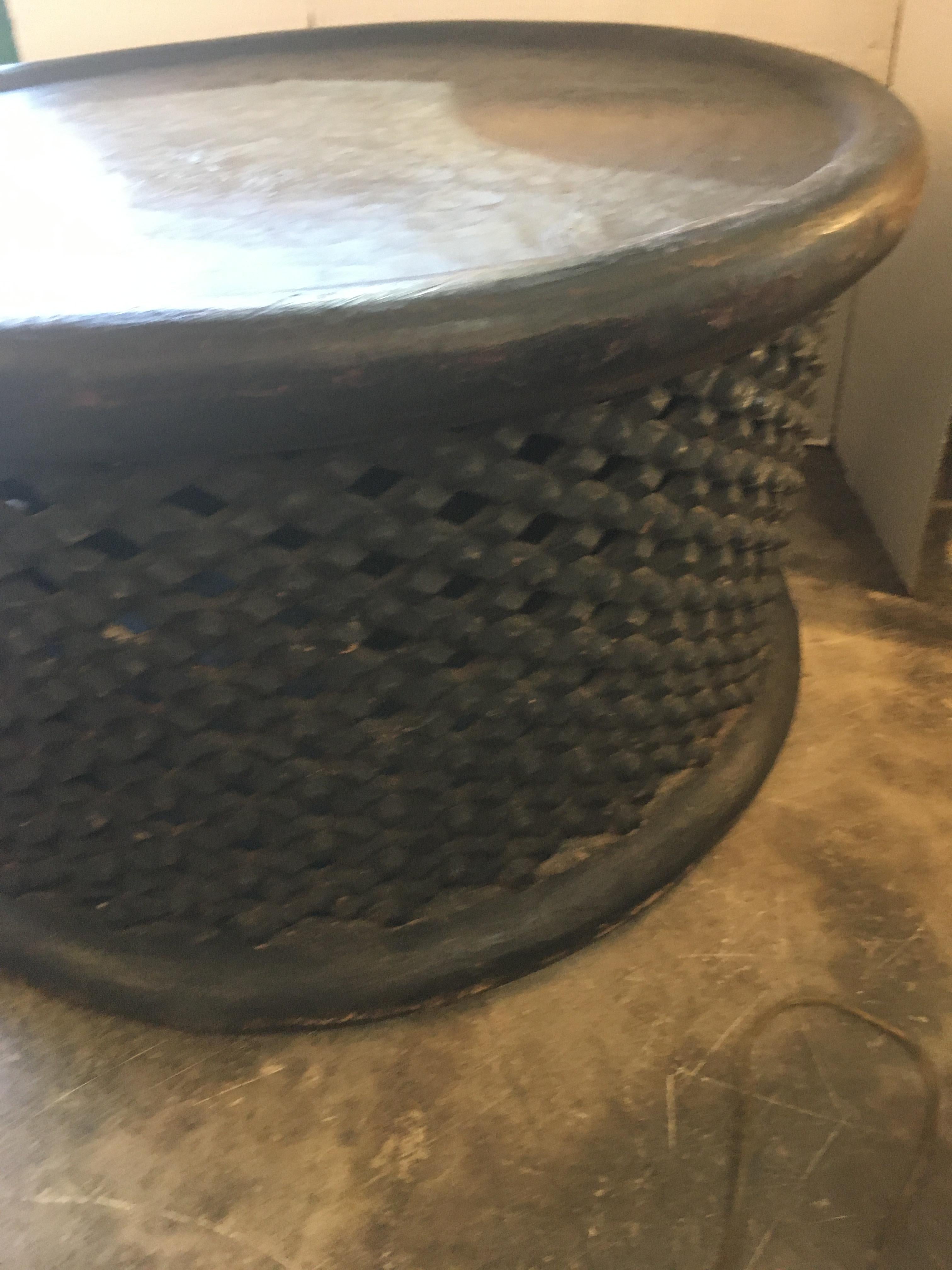 African Bamileke Wood Table In Good Condition In Winnetka, IL