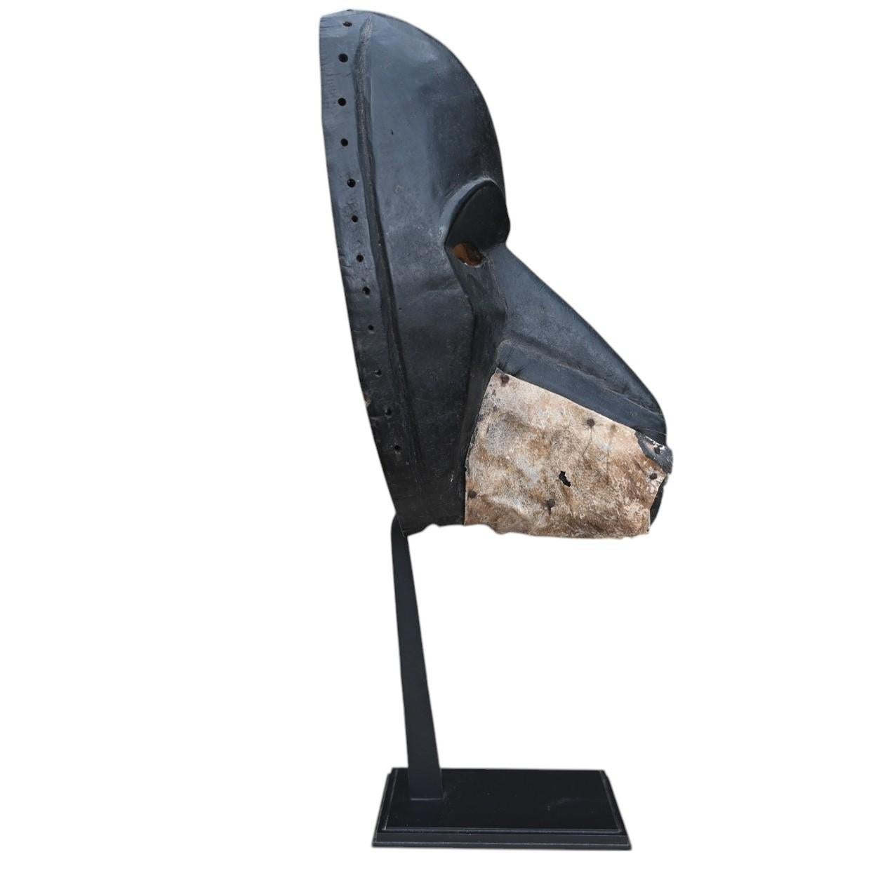 Tribal African Bird Mask From The Dan Tribe, Ivory Coast, early 1900 For Sale