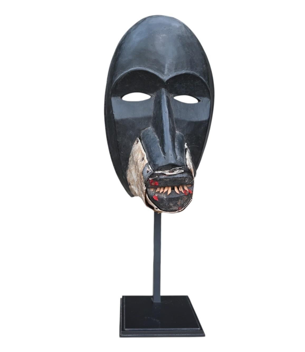 Ivorian African Bird Mask From The Dan Tribe, Ivory Coast, early 1900 For Sale
