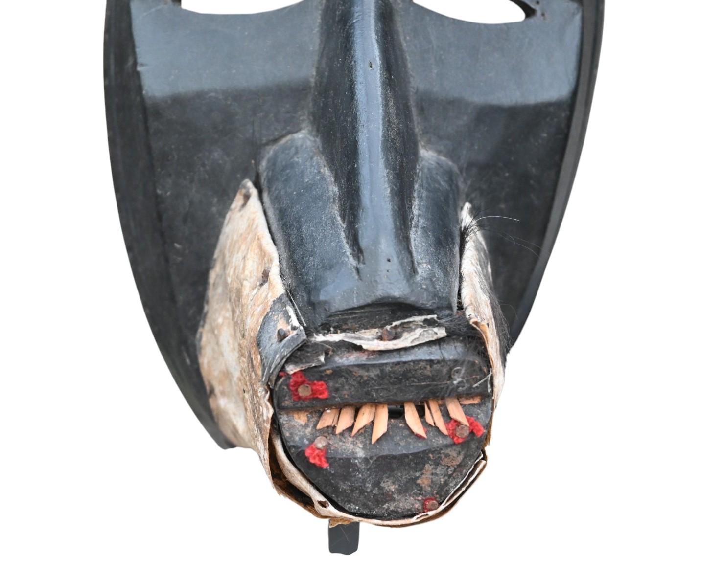 20th Century African Bird Mask From The Dan Tribe, Ivory Coast, early 1900 For Sale