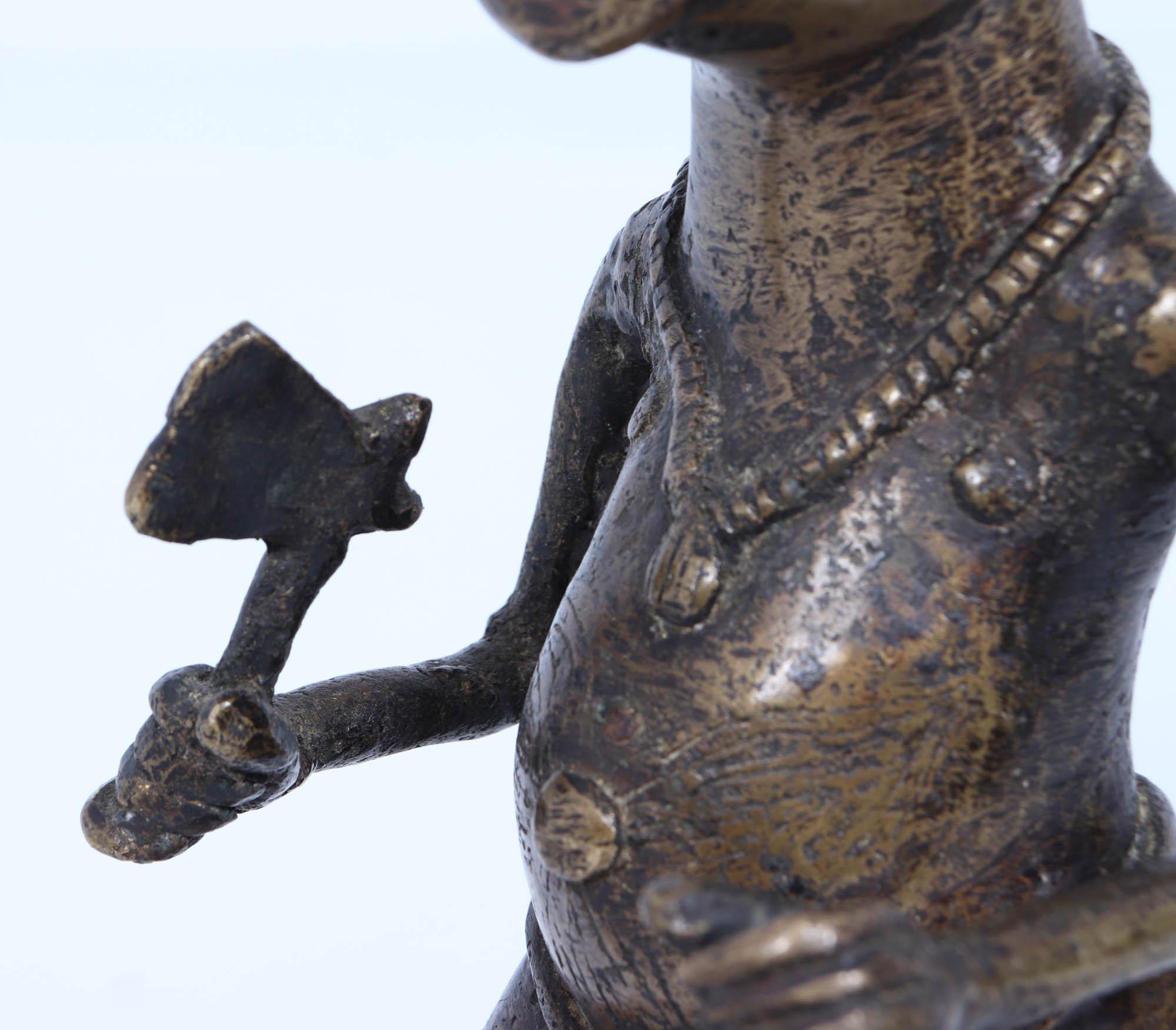 Figura africana in bronzo del 1950 circa in vendita 3