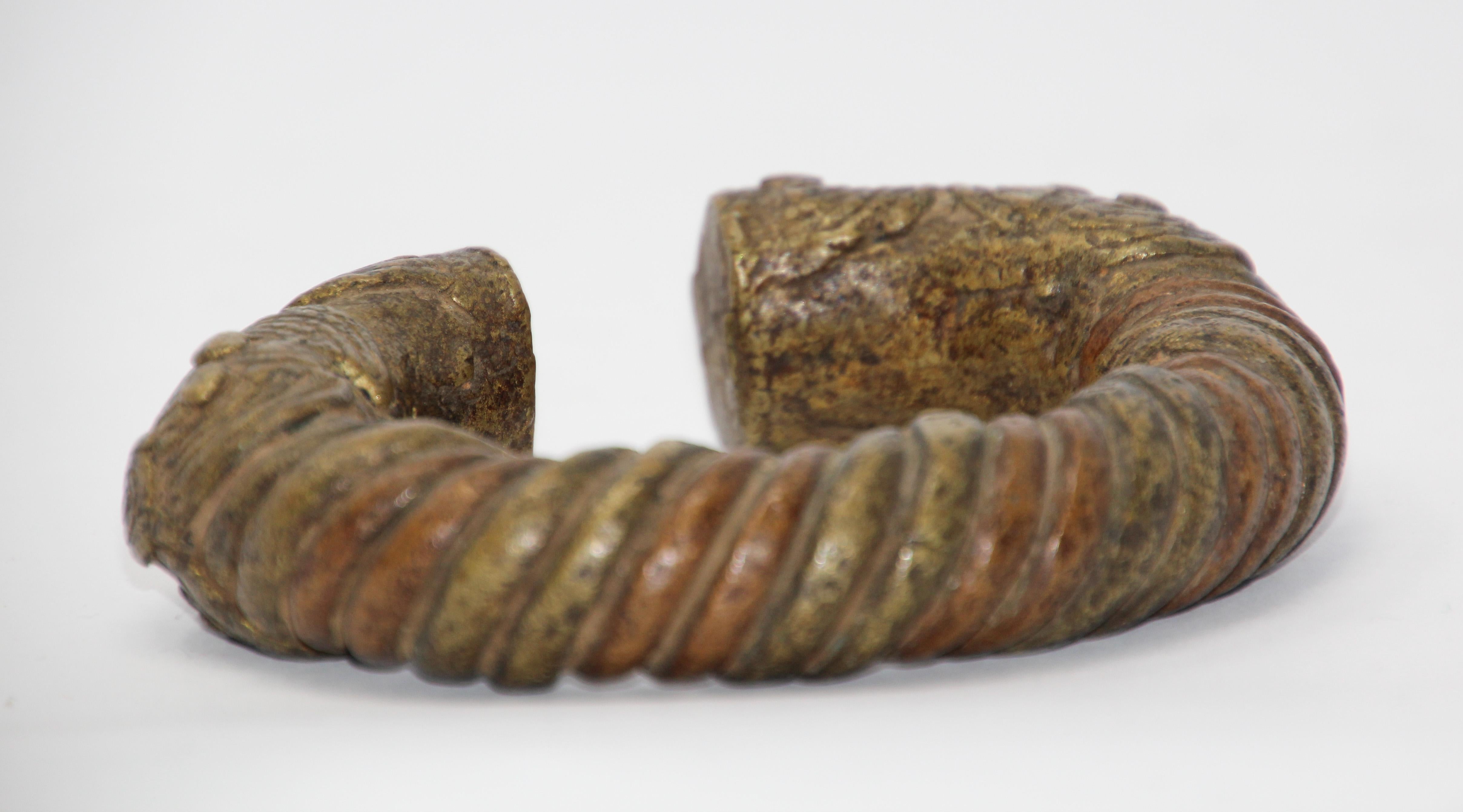 African Bronze Yoruba tribes Nigeria Manilla Bronze Trade Currency Bracelet In Good Condition In North Hollywood, CA