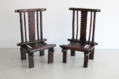 Chaises africaines sculptées