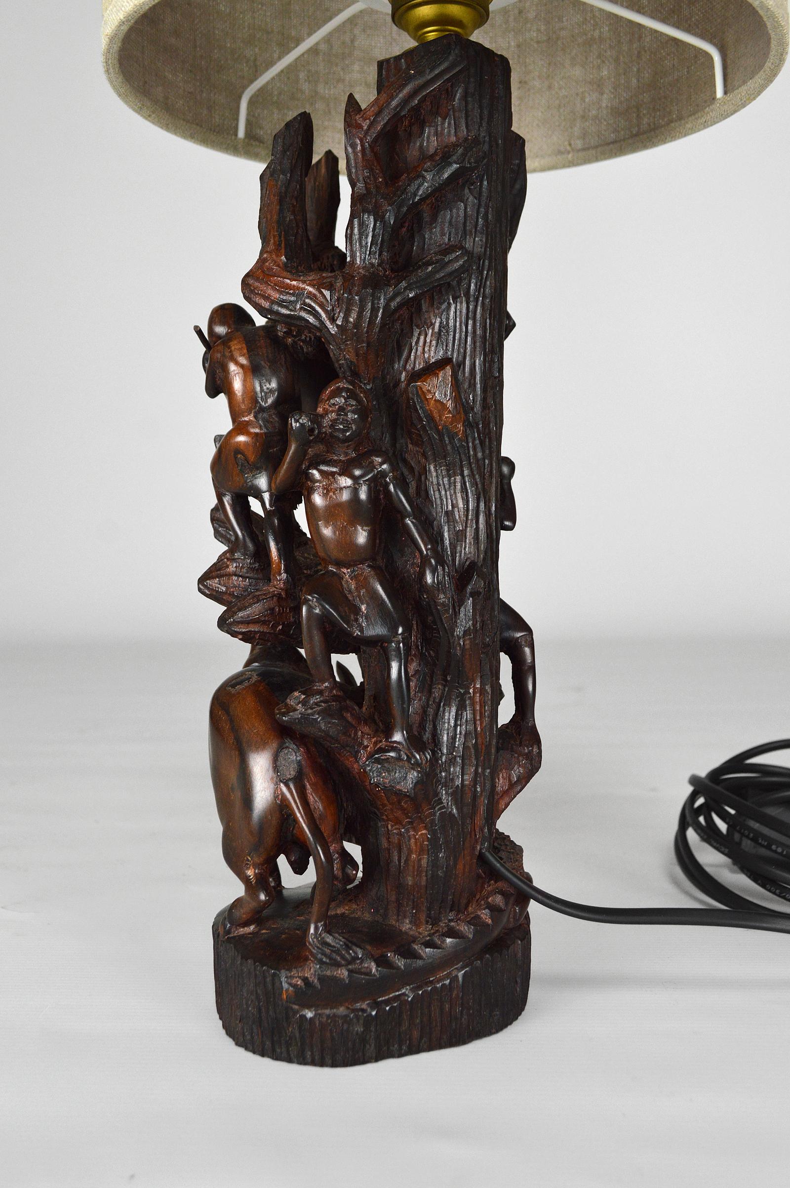 African Carved Ebony Lamp For Sale 7