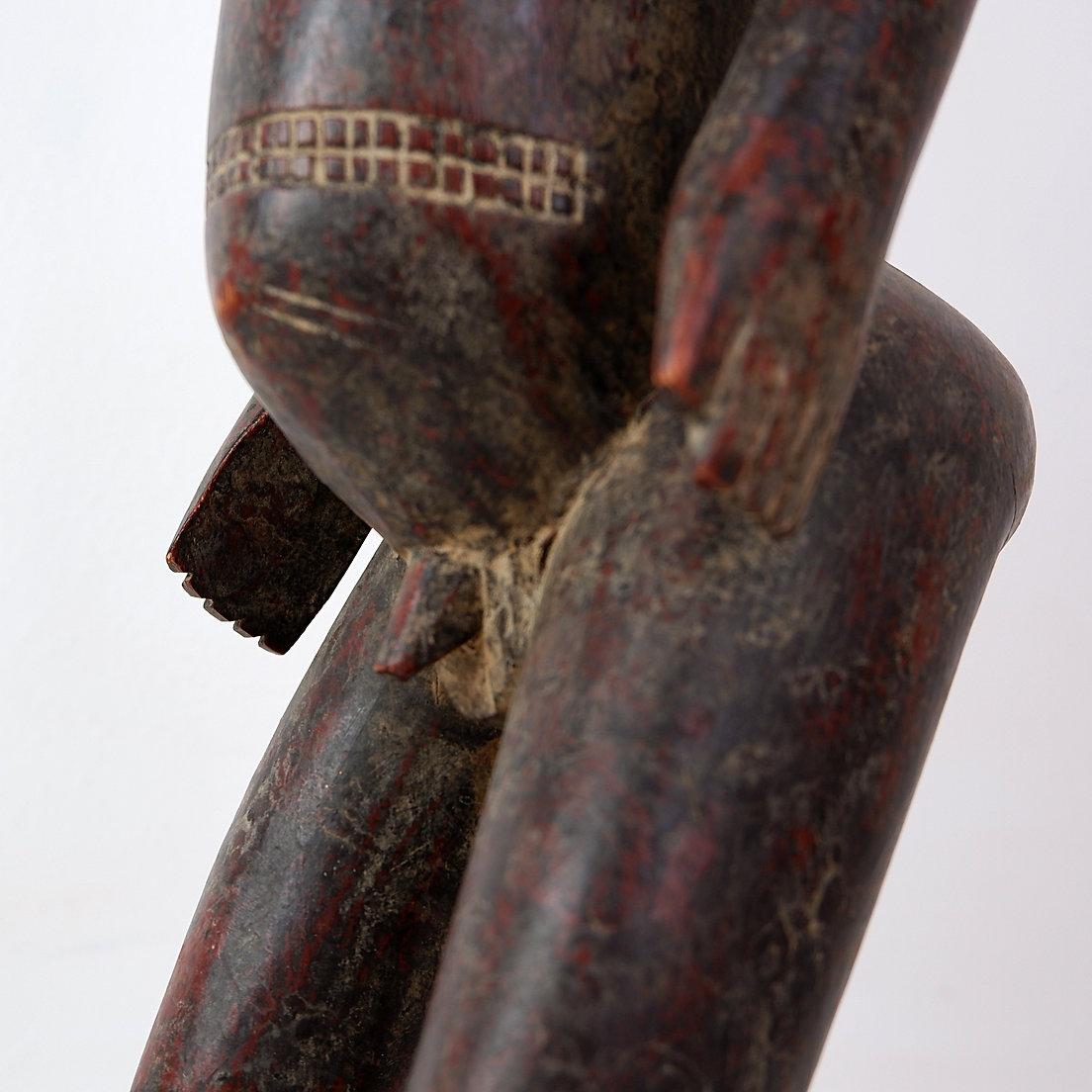 African carved wooden statue - 20th For Sale 3