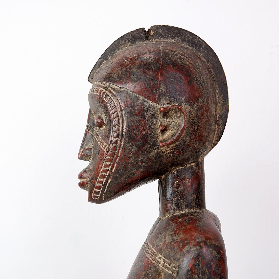 African carved wooden statue - 20th For Sale 2