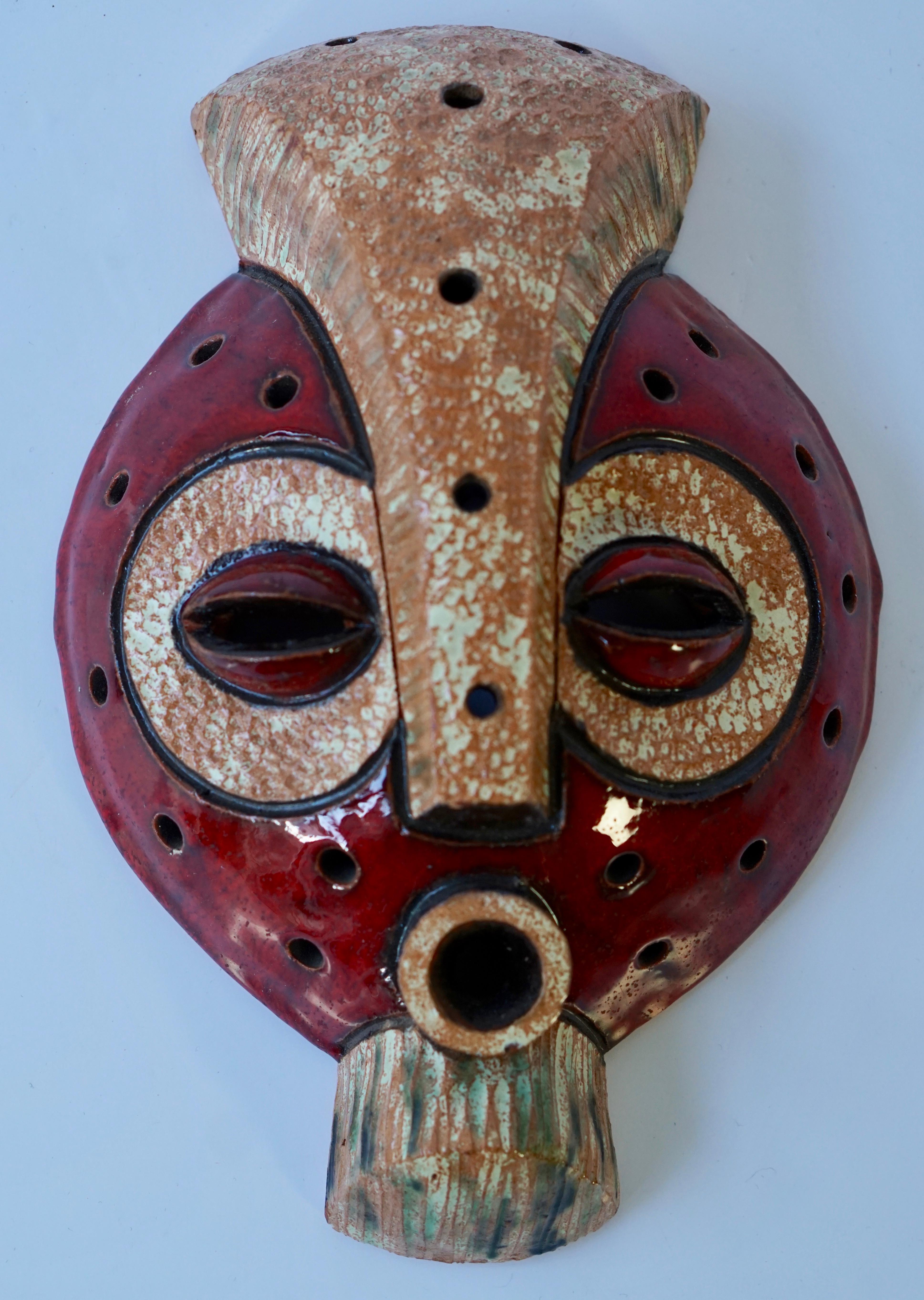 Afrikanische Keramik-Stammesmaske aus dem Kongo (Moderne der Mitte des Jahrhunderts)