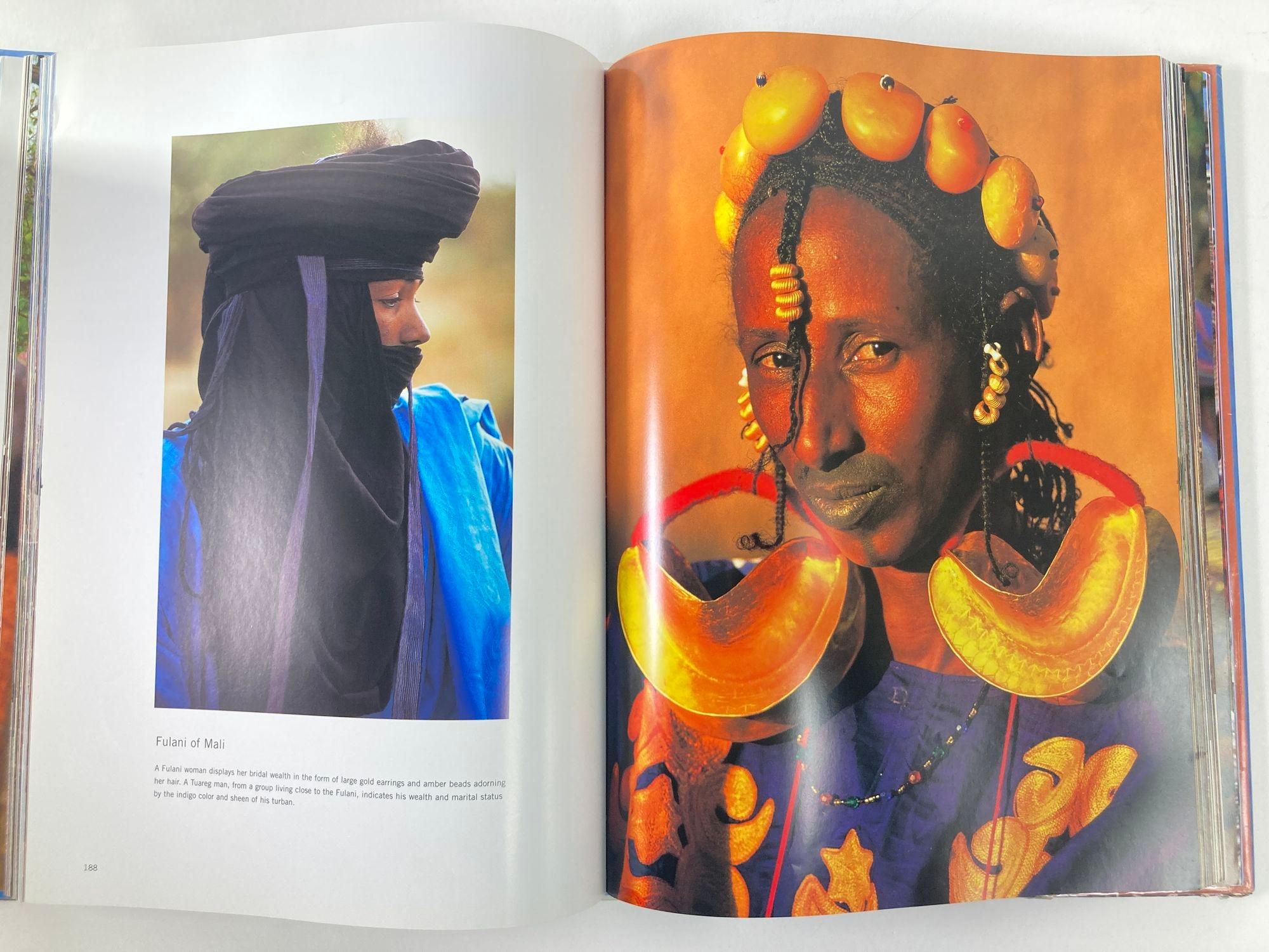 Livre « African Ceremonies » de Carol Beckwith et Angela Fisher à couverture rigide en vente 1