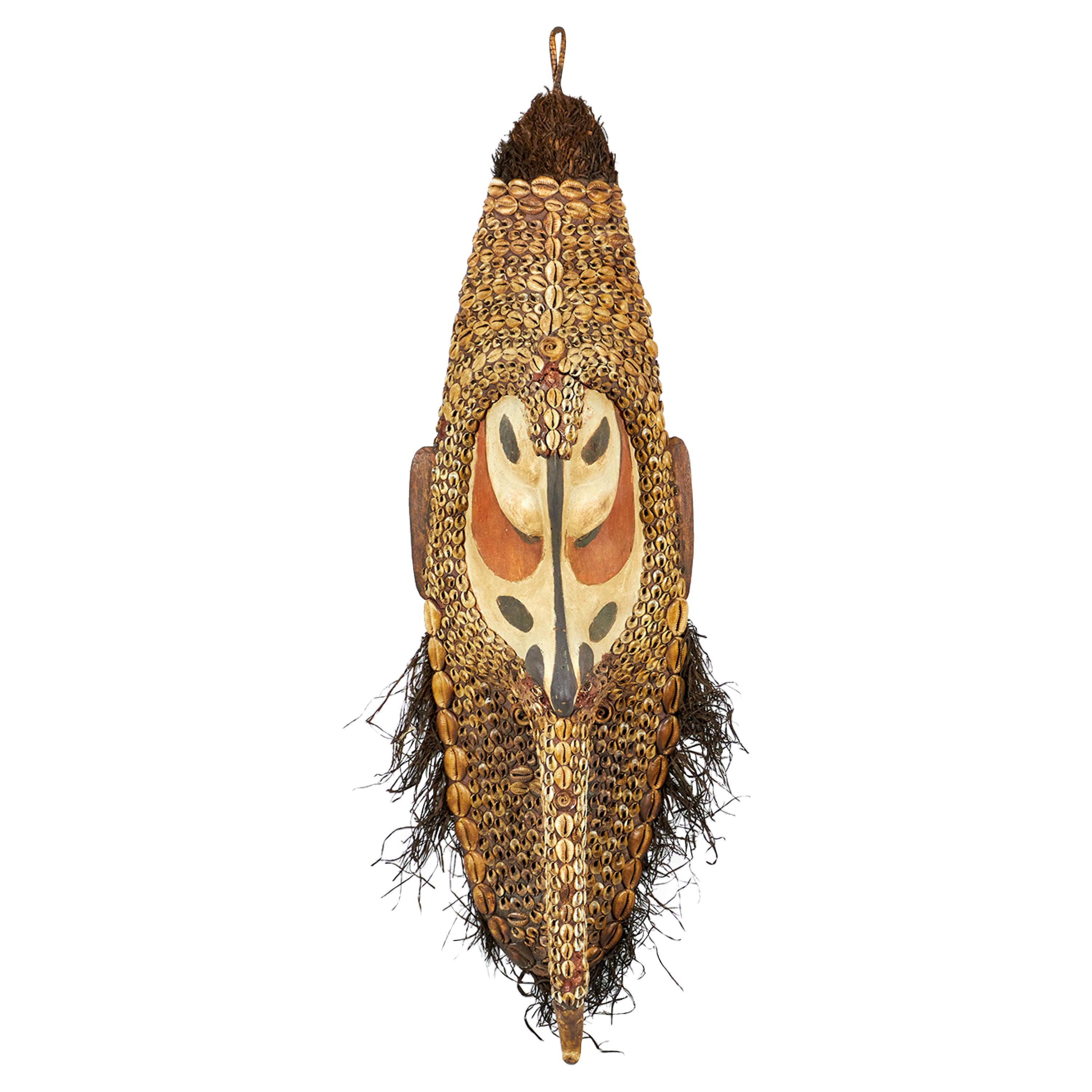 Masque africain à bec en fibre de cauris et de Roots en vente