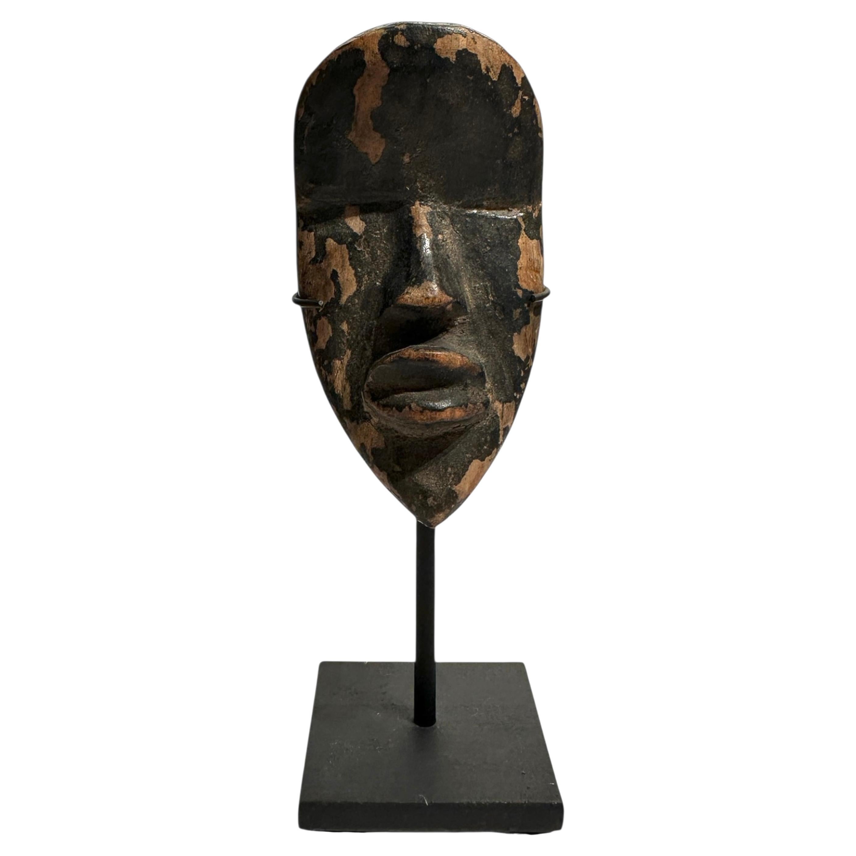 Masque familial African Dan Passport - Masque en bois sculpté d
Afrique de l
Ouest, Libéria