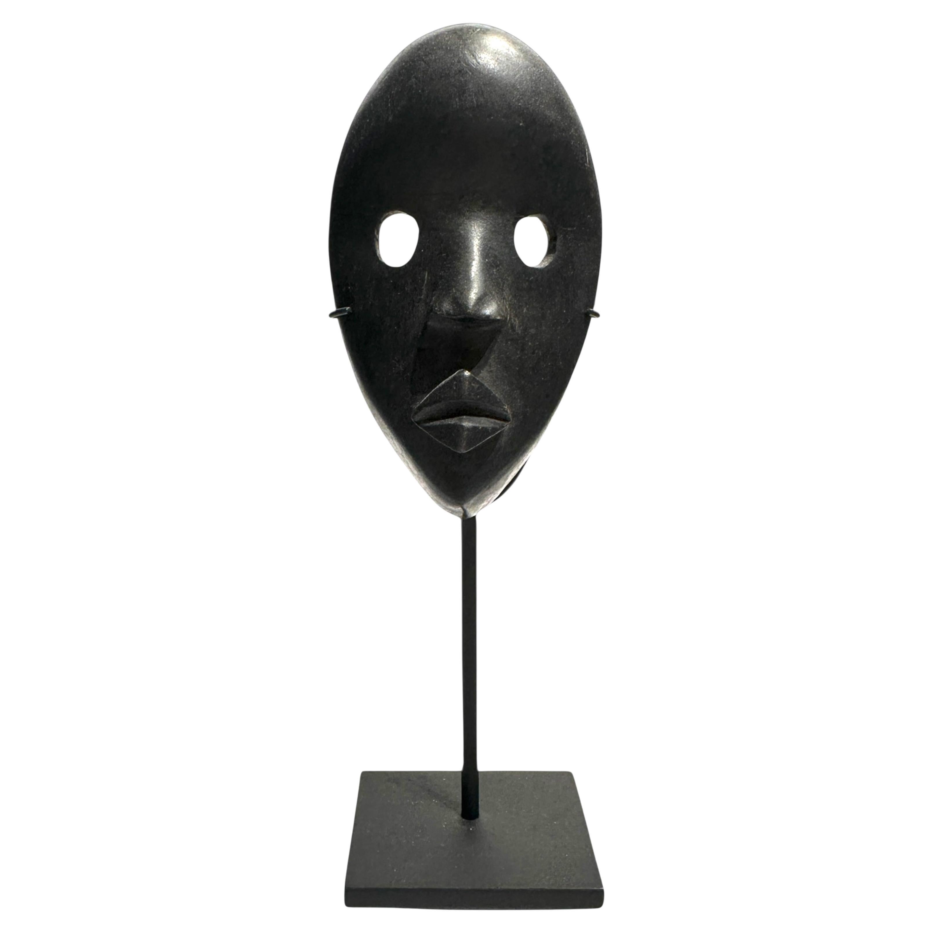 Masque familial African Dan Passport - Masque en bois sculpté d
Afrique de l
Ouest, Libéria