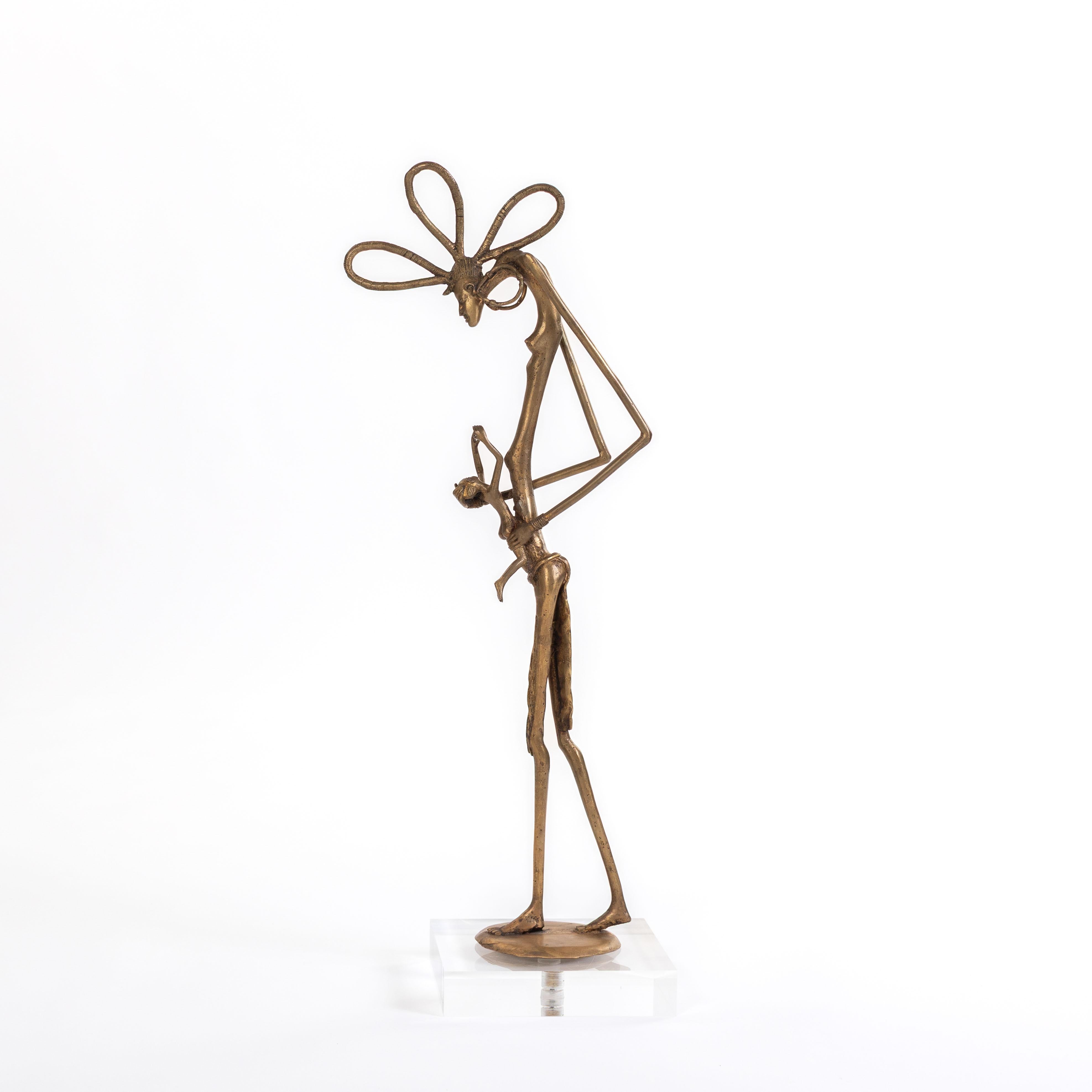 Fantastique figure tribale africaine Dogon en bronze 