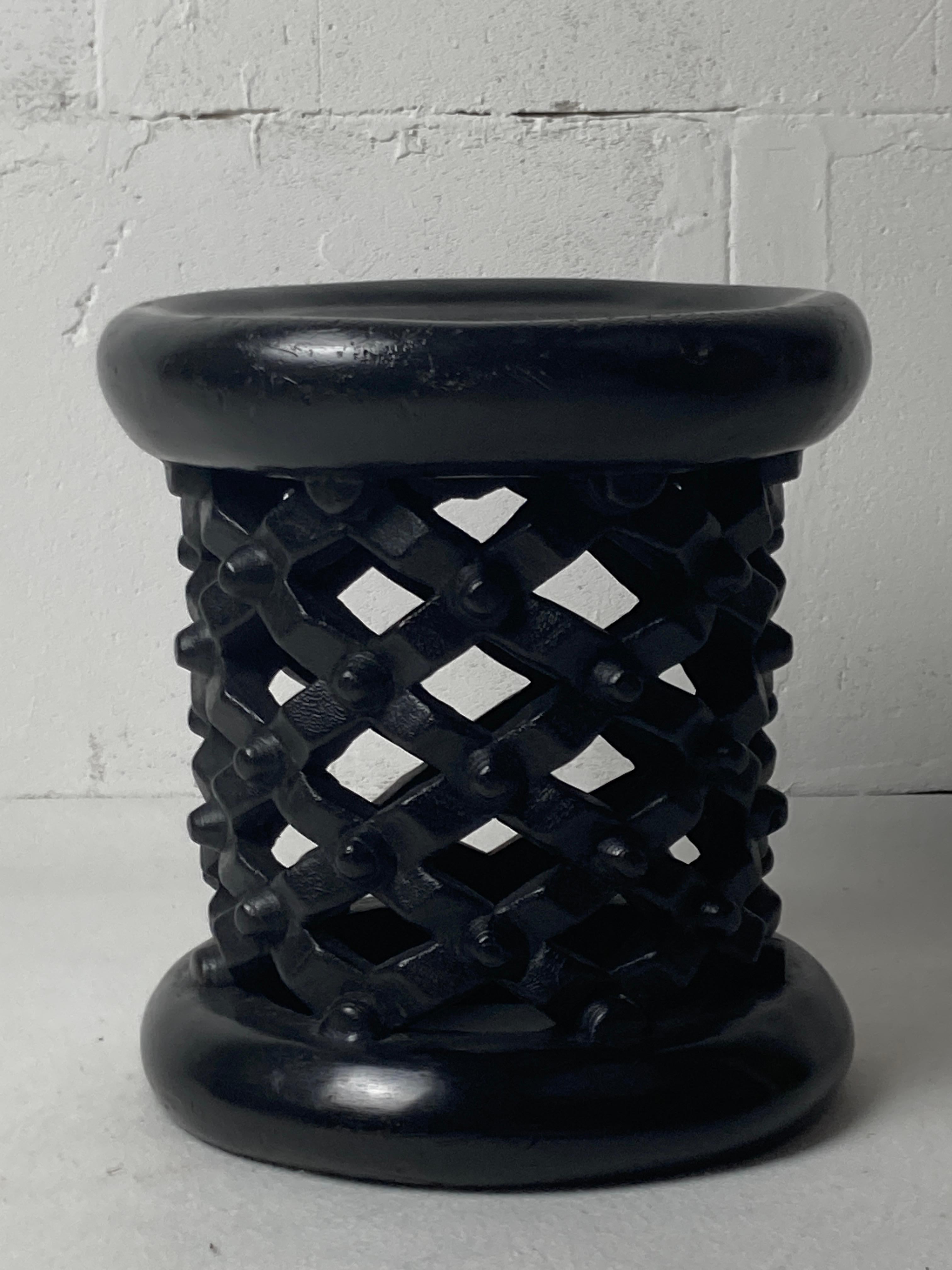 African Ebonised Bamileke Low Stool, Cameroon, 1970s For Sale 6