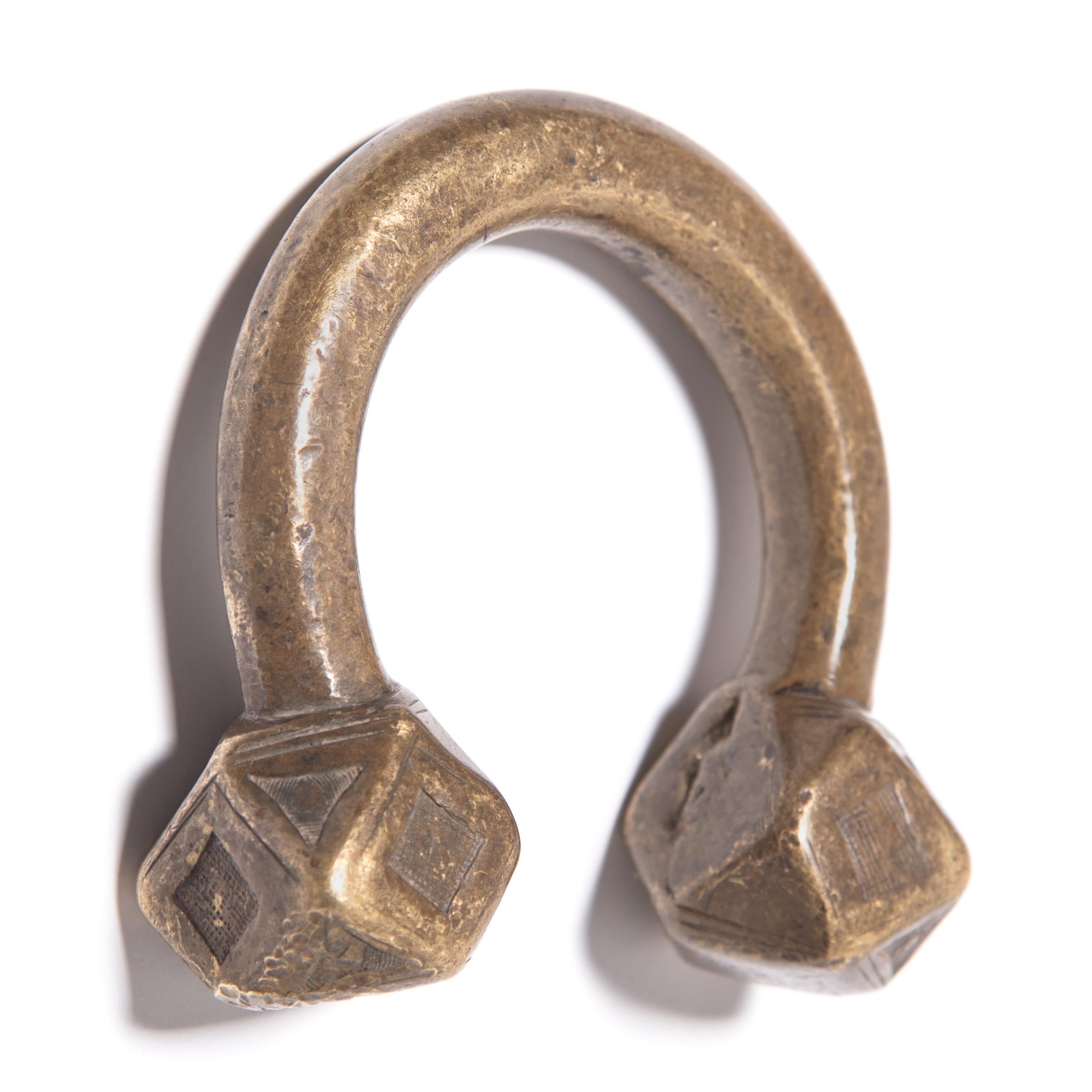 Afrikanisches Fulani- Currency-Armband, um 1900 (Nigrisch) im Angebot