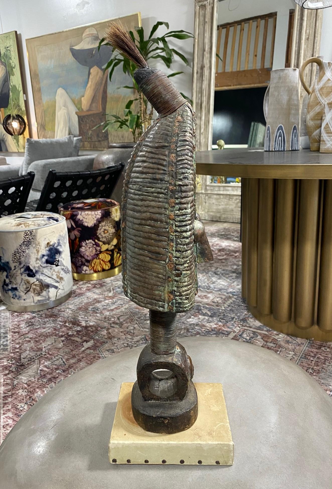 African Gabon Kota Mahongwe Hongwe Bwete Reliquary Guardian Figure Sculpture 4