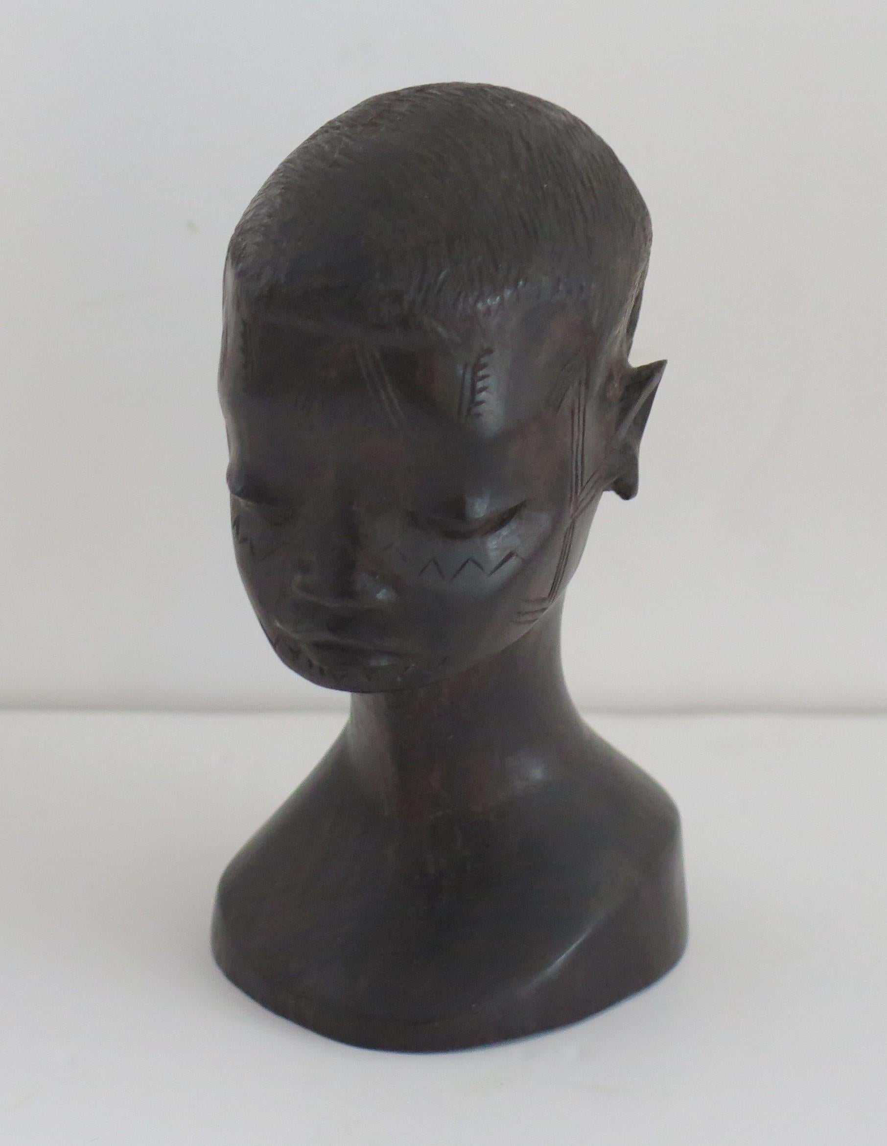 African Head Finely Hand Carved in Heavy Hardwood, Mid 20th Century In Good Condition In Lincoln, Lincolnshire