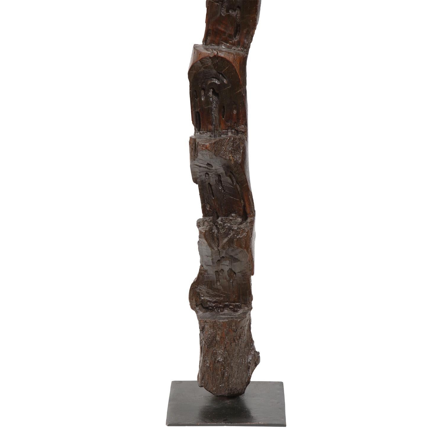 Malien Sculpture d'échelle africaine en bois sculptée à la main 20ème siècle en vente