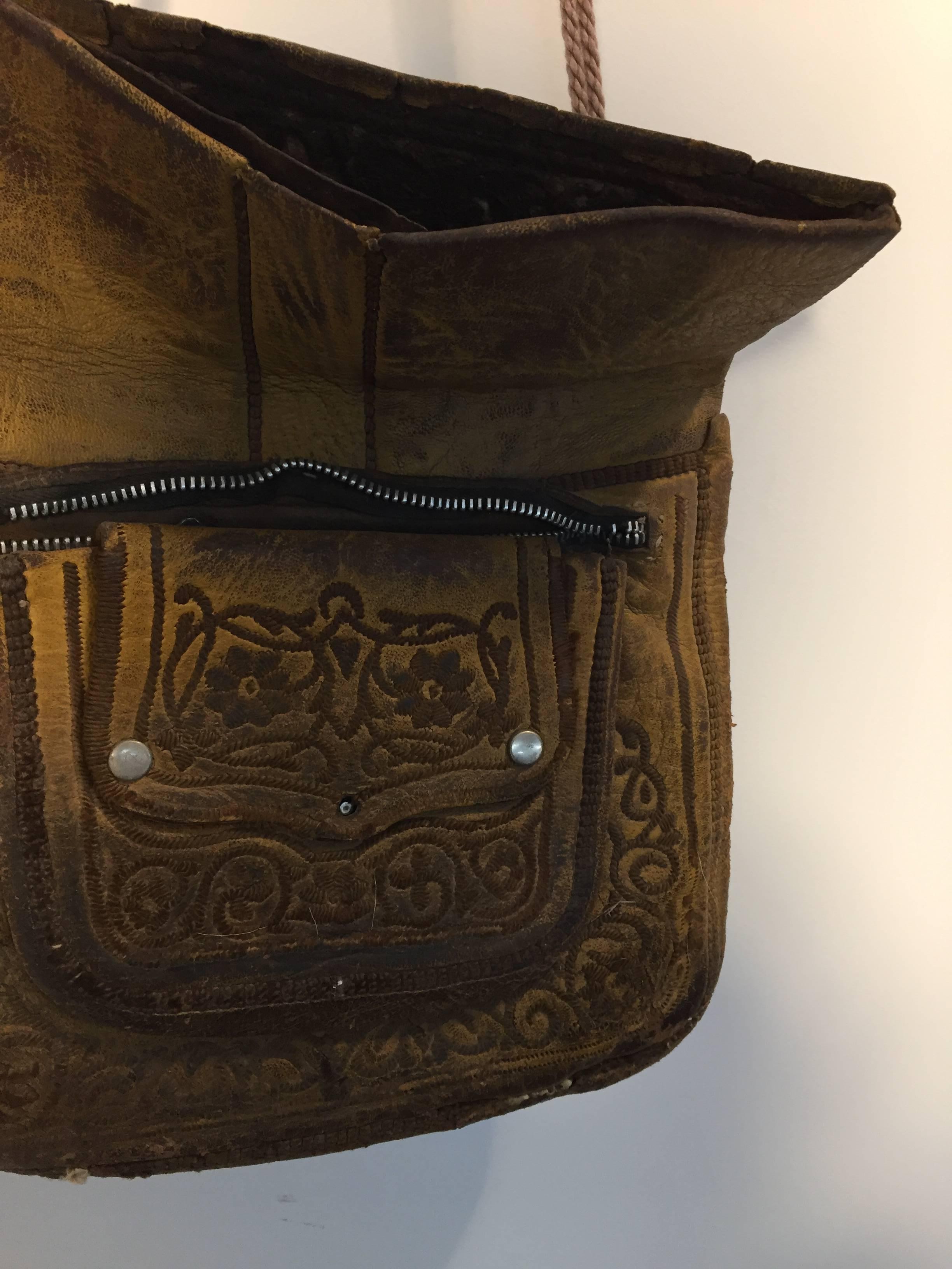 African Hand Tooled Leather Moroccan Shoulder Bag For Sale 2
