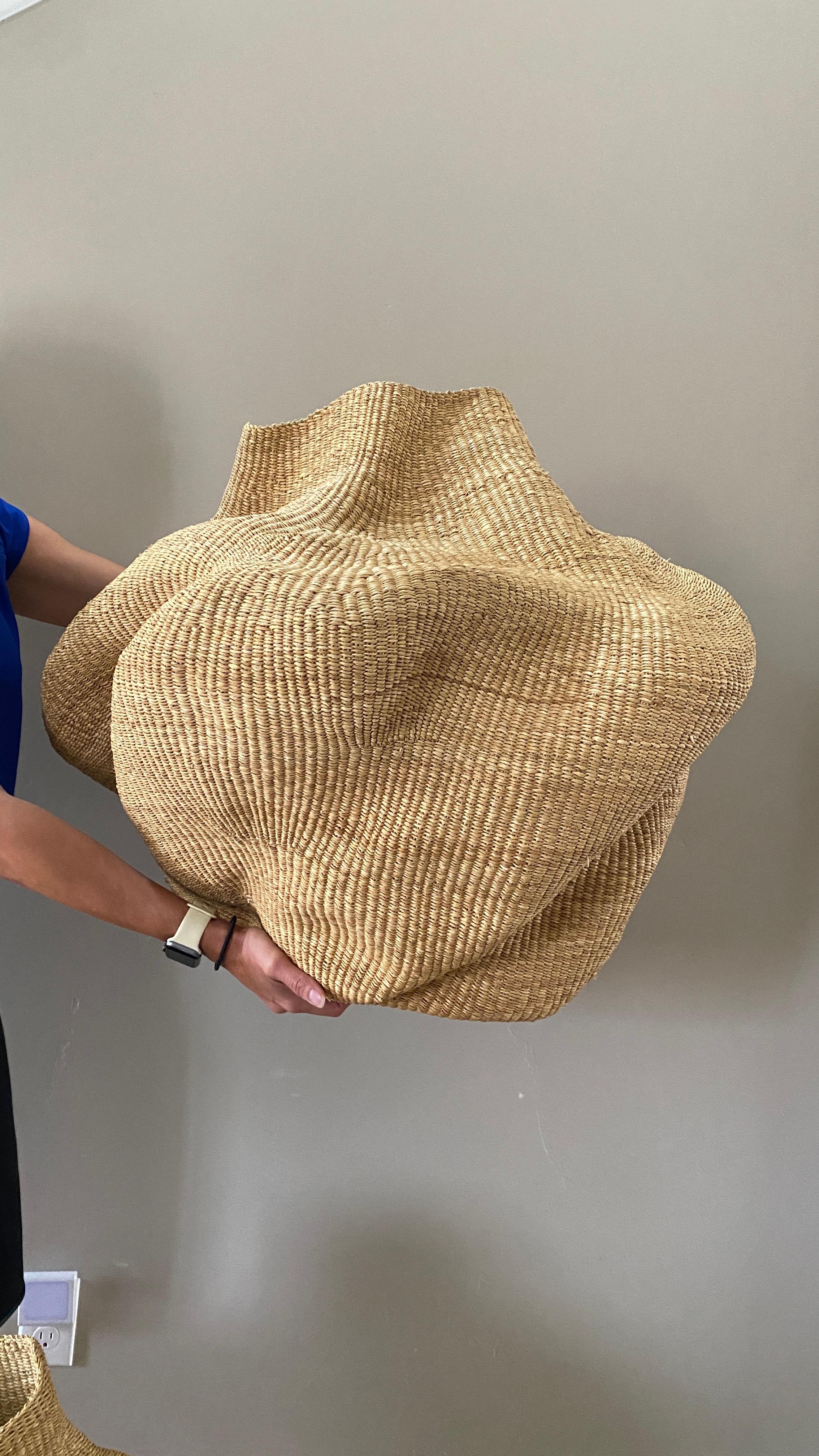 Afrikanischer handgefertigter dekorativer Wellenkorb Größe XXL  Kunst-Display im Zustand „Neu“ im Angebot in Farmington, UT