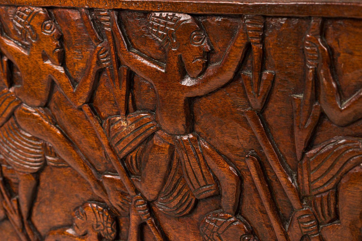 Ottone African Hinged Top Carved Wood and Brass Figural Chest in vendita