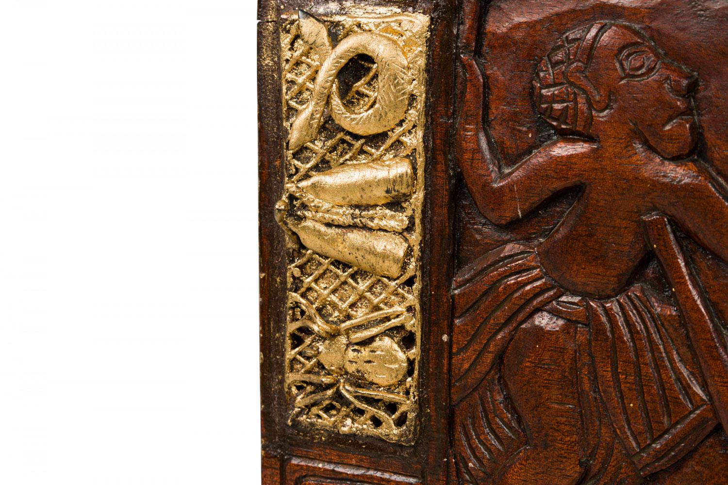 African Hinged Top Carved Wood and Brass Figural Chest in vendita 1