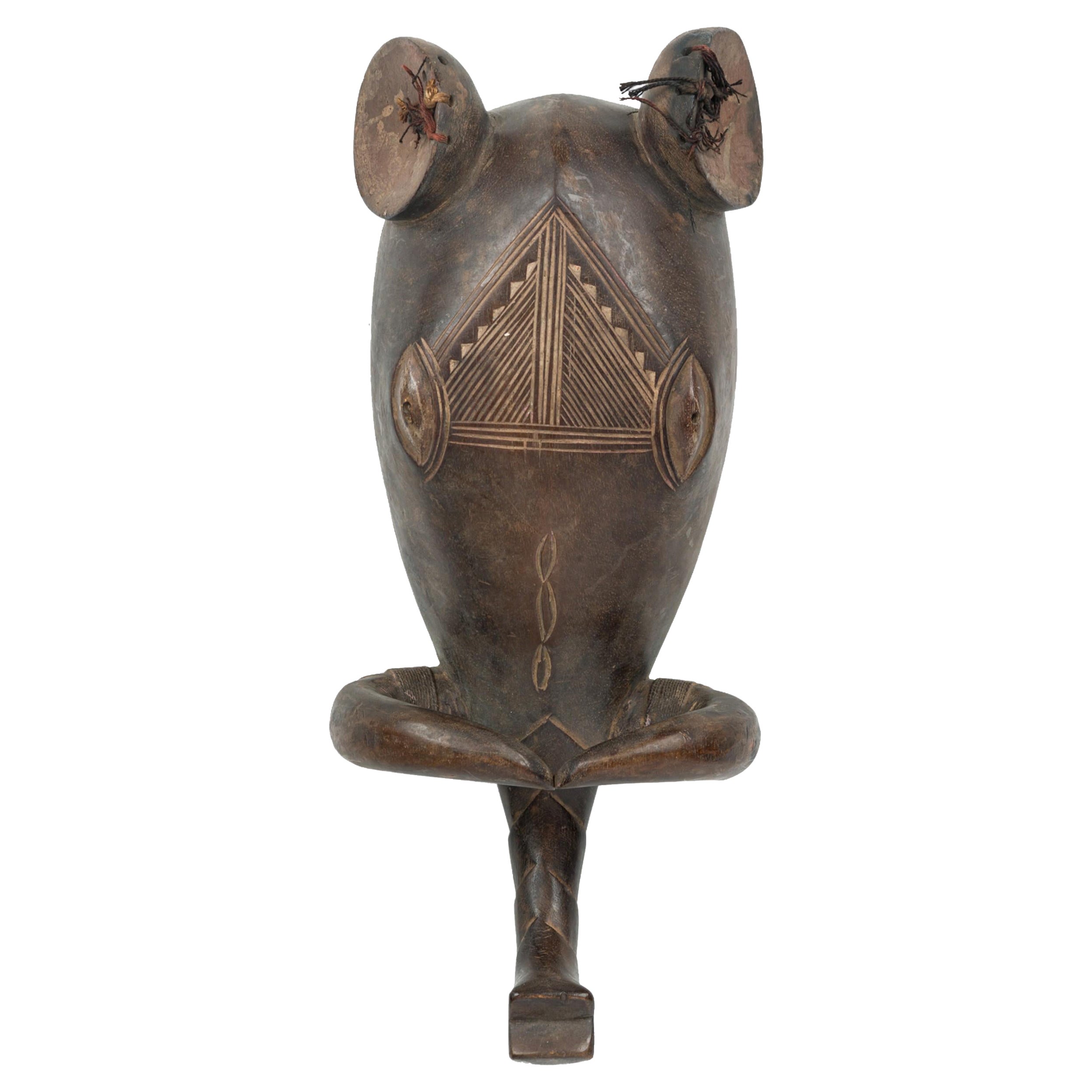African Ivory Coast 20th Century Wood Baule Goli Elephant Face Mask with Horns For Sale