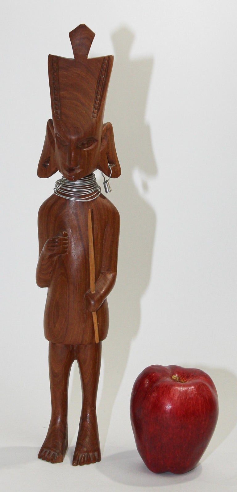 African Kenyan Tribal Art Hand Carved Sculpture For Sale 7