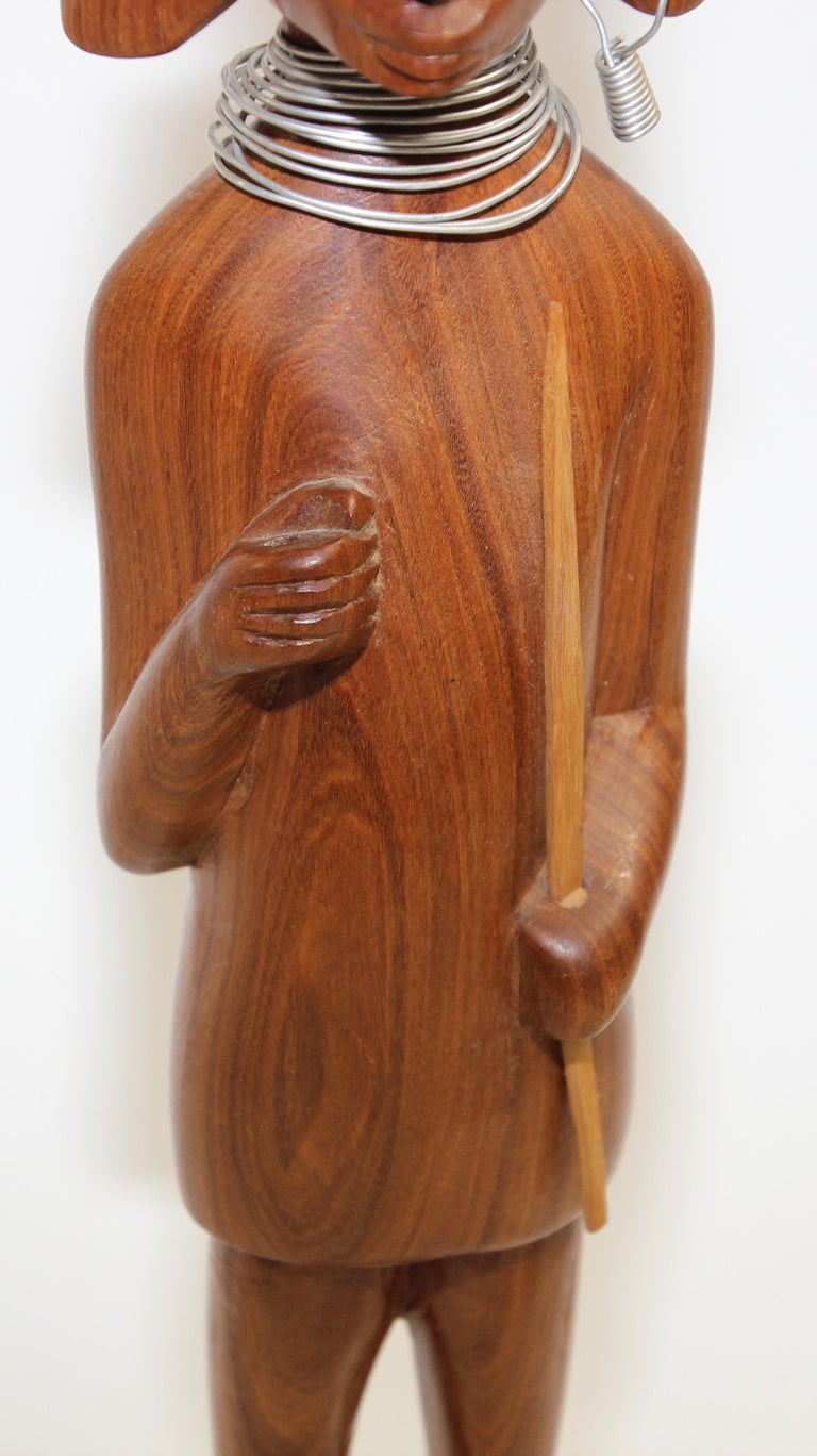 African Kenyan Tribal Art Hand Carved Sculpture For Sale 2