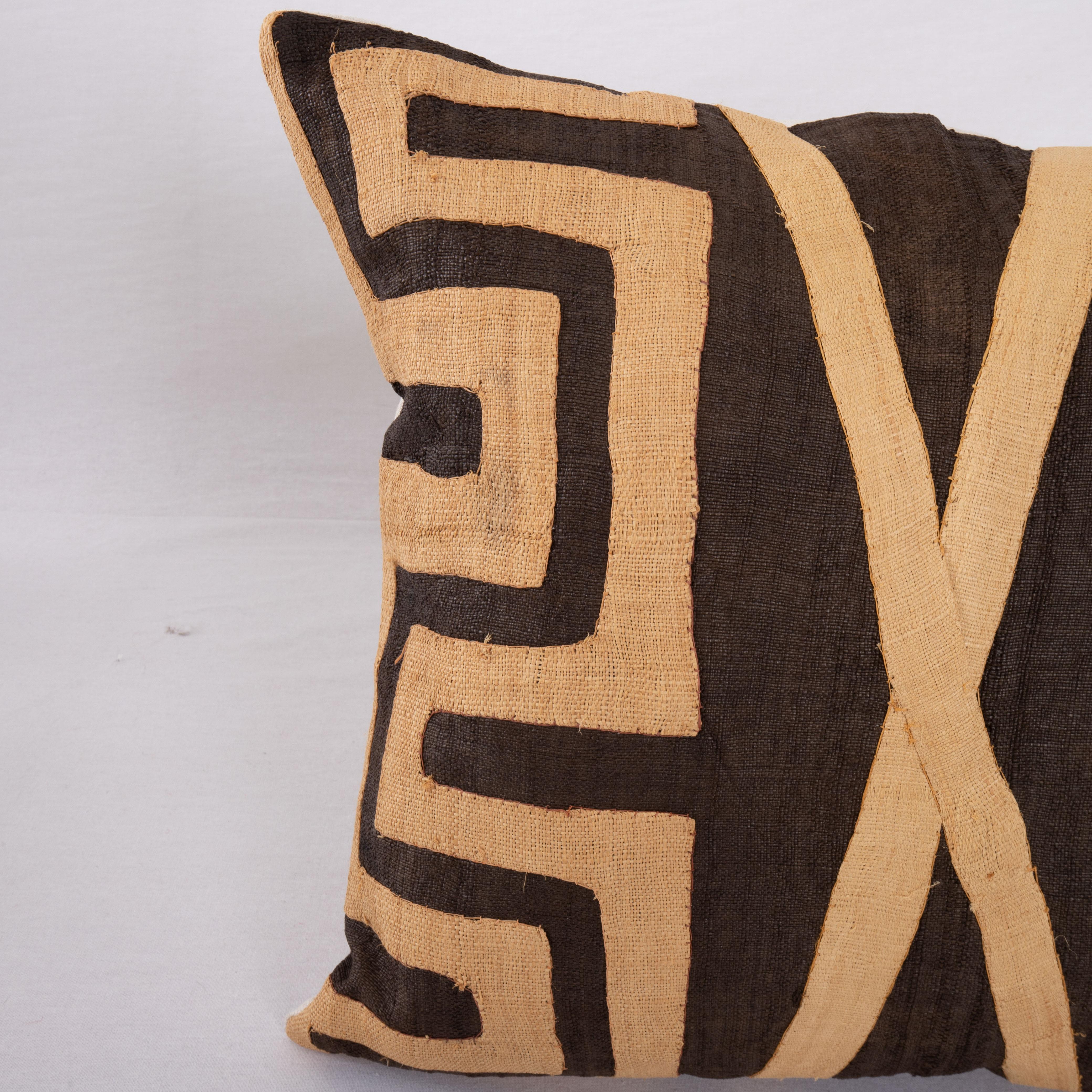 Congolese African Kuba Cloth Raffia Pillow Case For Sale