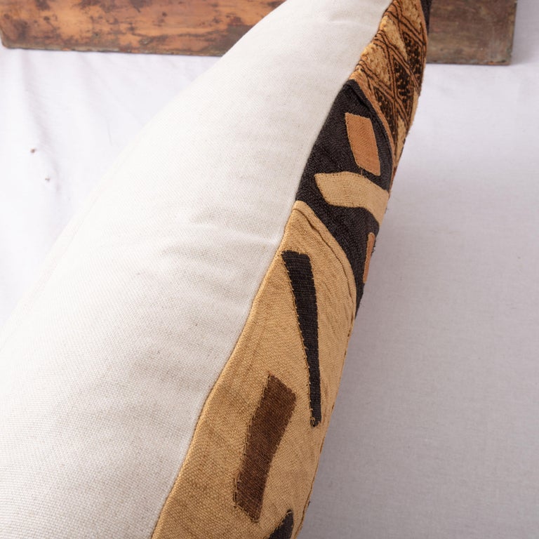 African Kuba Cloth Raffia Pillow Case For Sale at 1stDibs