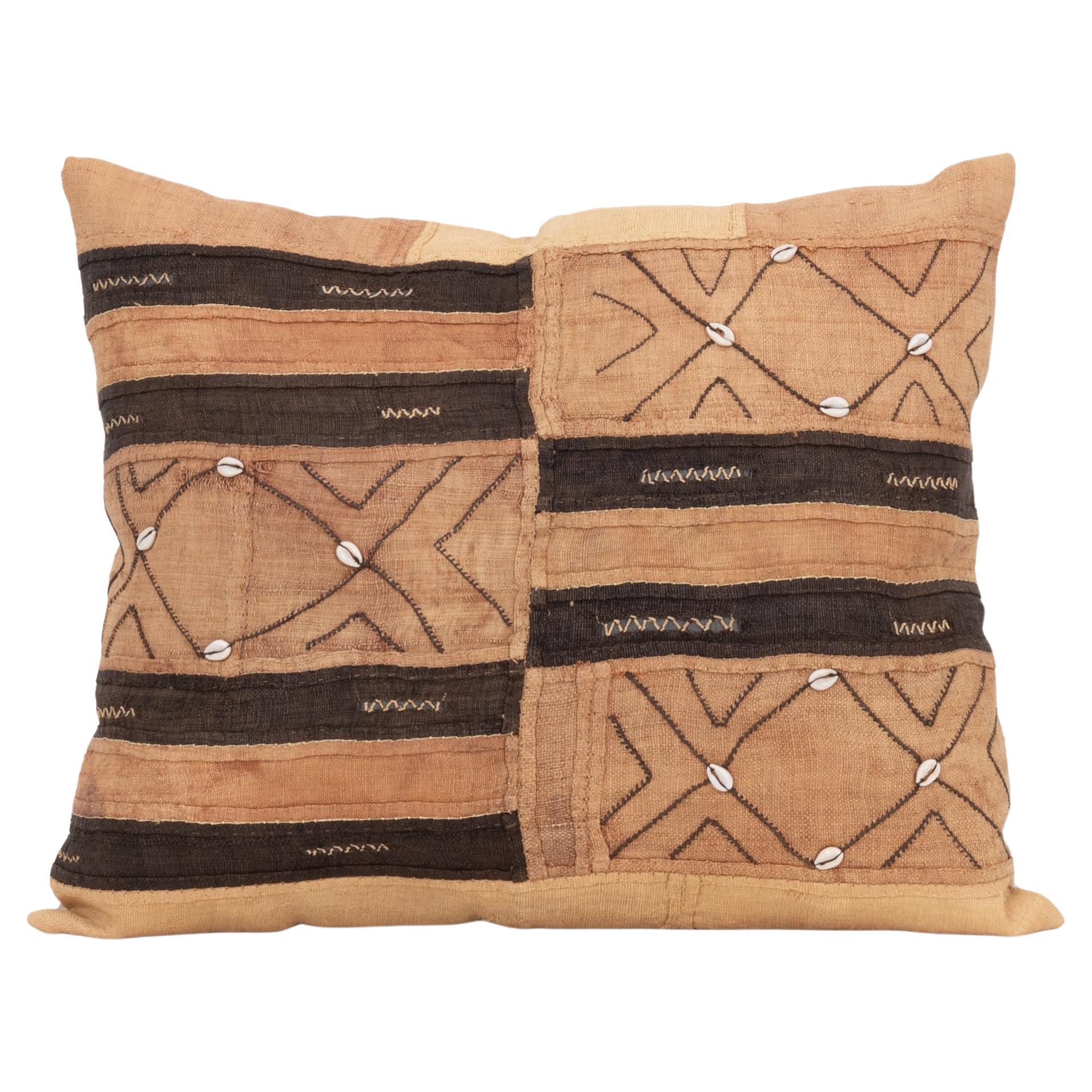African Kuba Cloth Raffia Pillow Cover