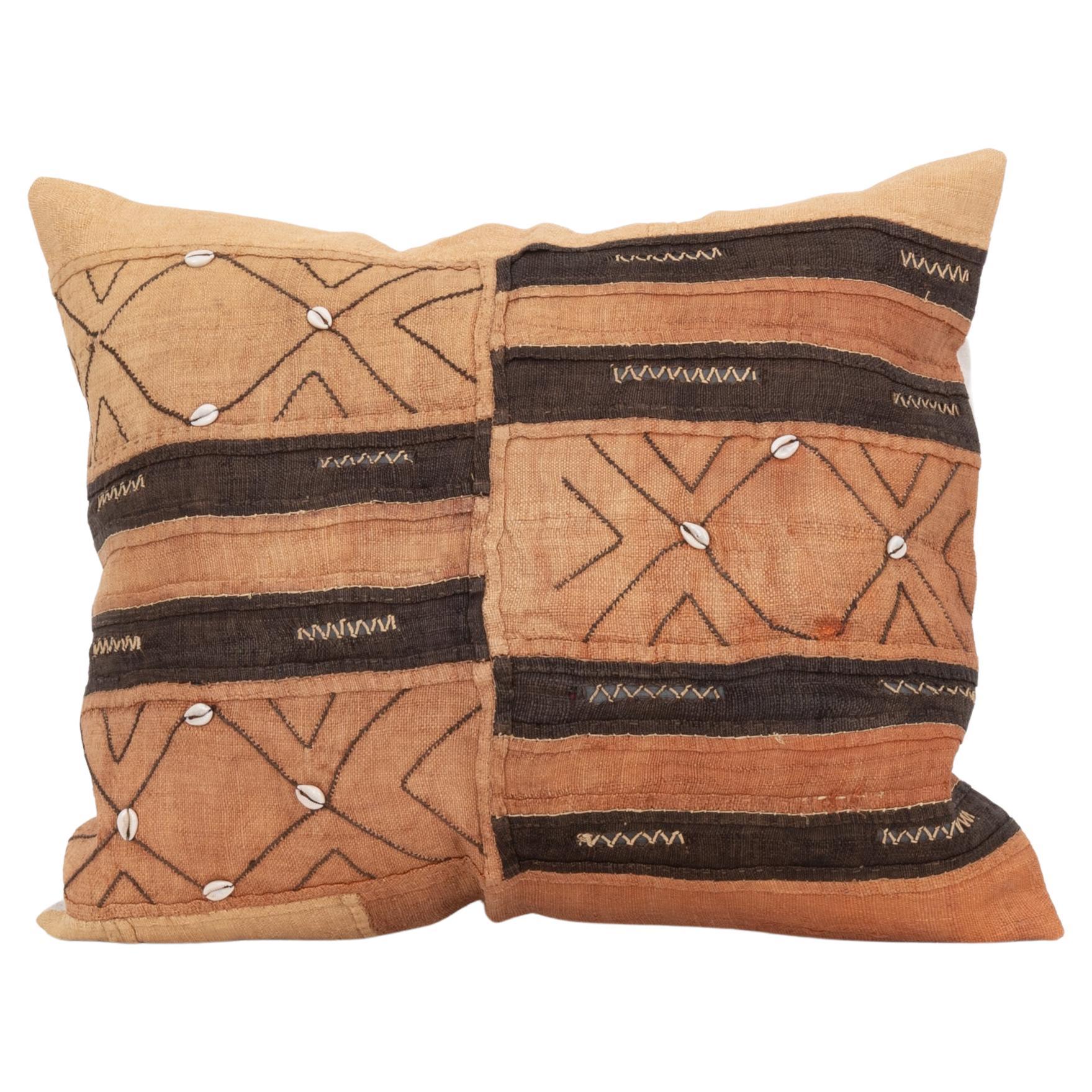 African Kuba Cloth Raffia Pillow Cover