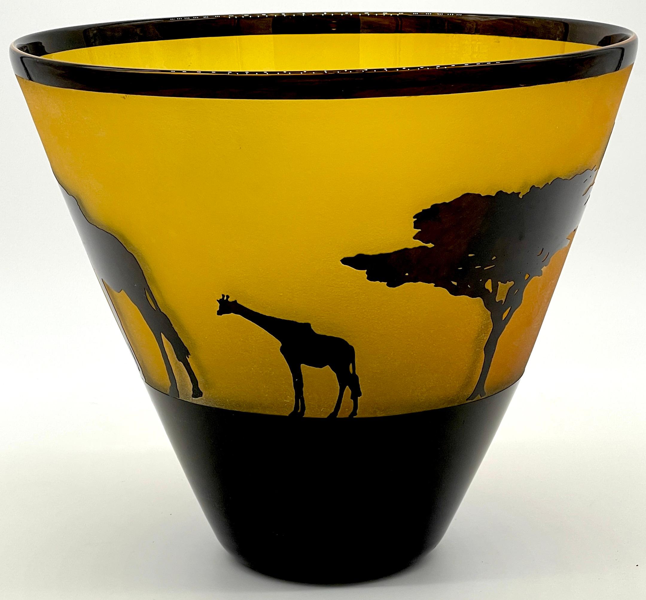 African Landscape Cameo Glass Vase by Steven Correia, 1986 Edition of #168/500 In Good Condition In West Palm Beach, FL