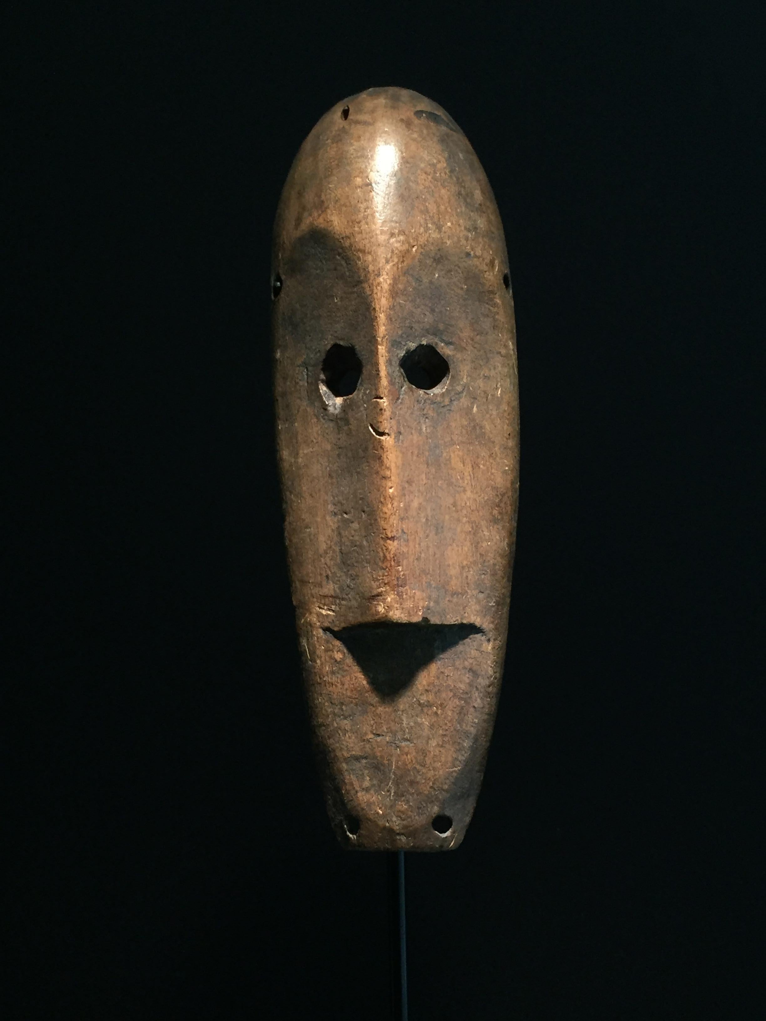 African Lengola Mask In Good Condition In Point Richmond, CA
