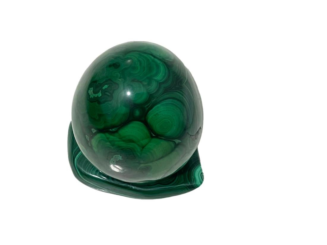 Congolese Uovo di malachite africana su base di malachite, anni '70 in vendita