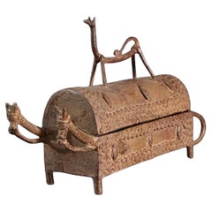 African Mid-Century Bronze Box with Allegorical Decorative Motivs, Mali 1960s