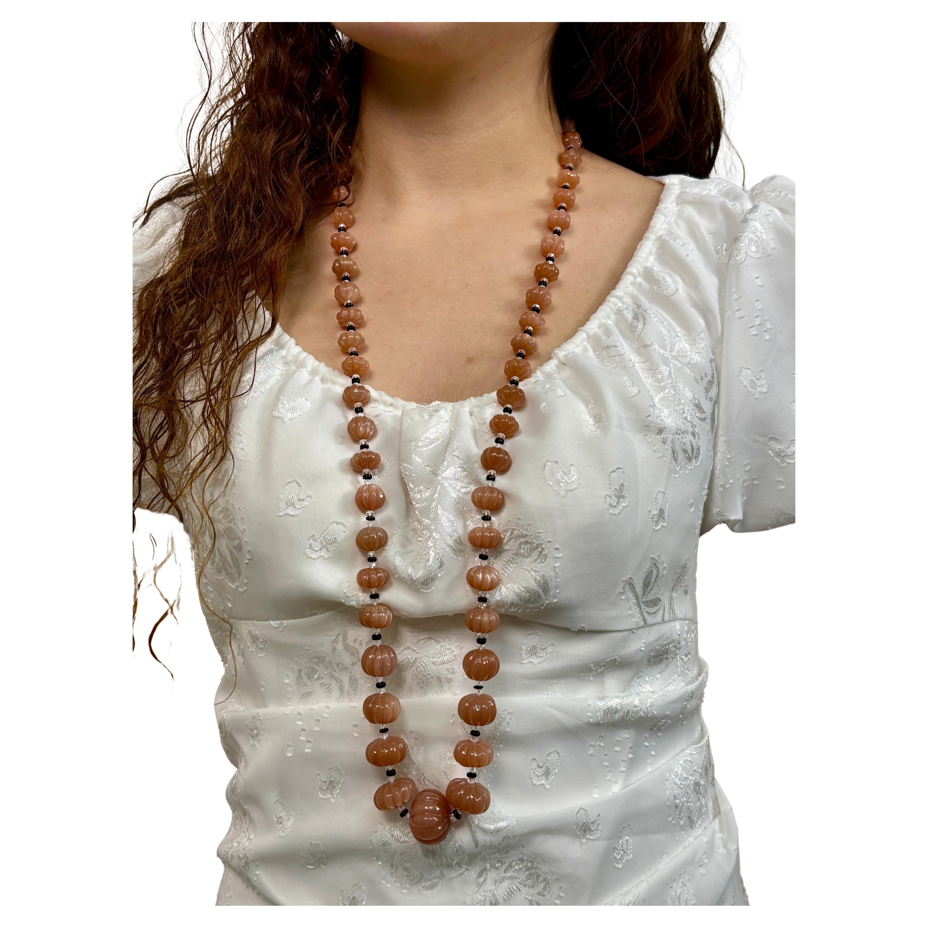 Collana con perline di cristallo di onice nero e pietra di luna africana