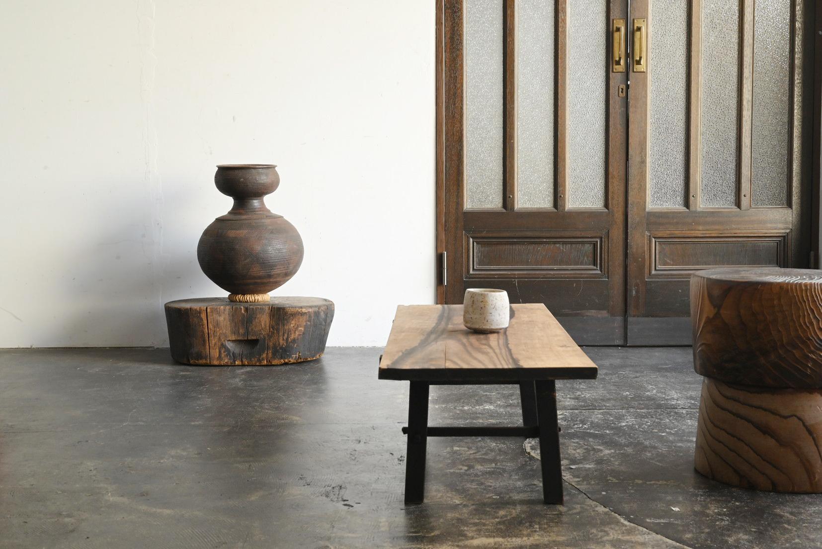 Nigerian African Nupe terracotta pot / 20th century/Geometric decorative ceramic For Sale